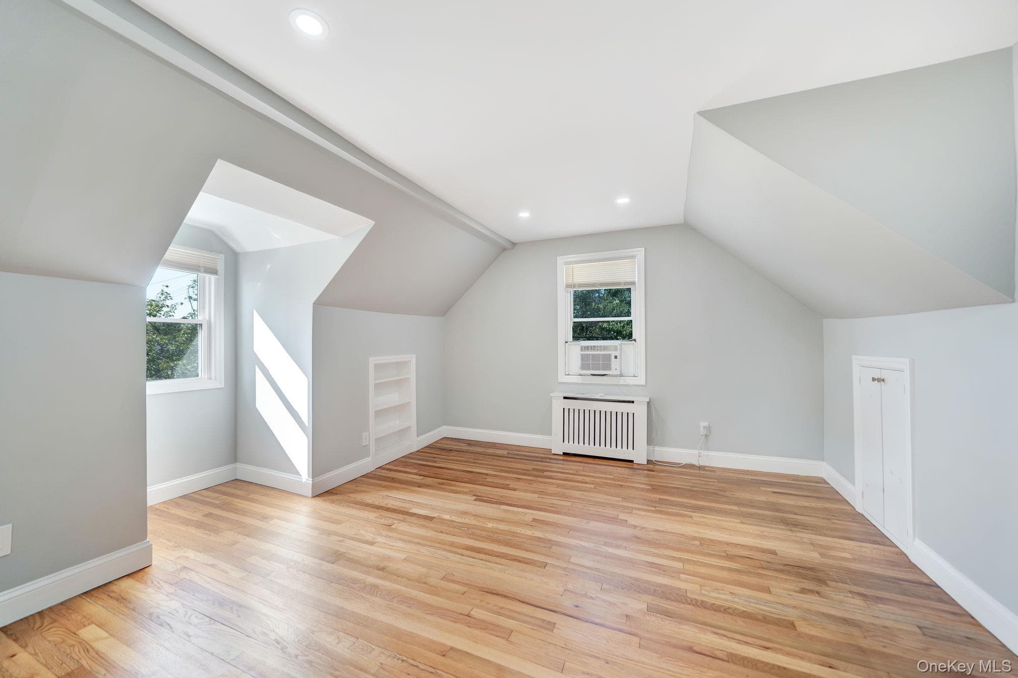 102 Strattford Road thumbnail 18