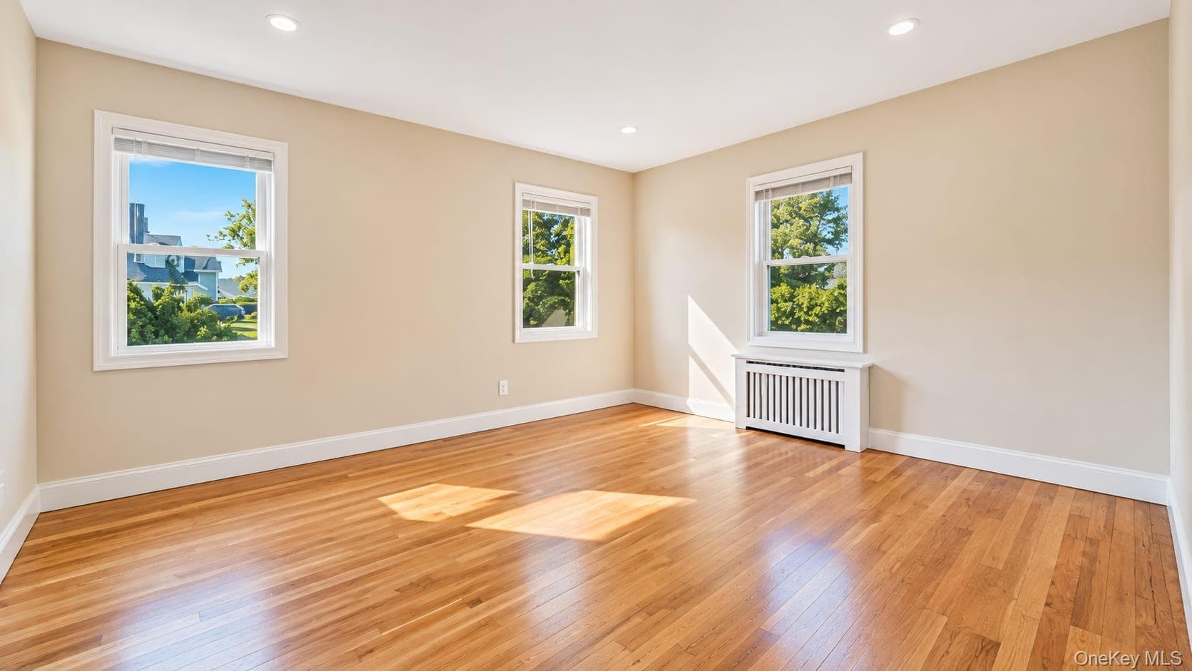 102 Strattford Road thumbnail 13
