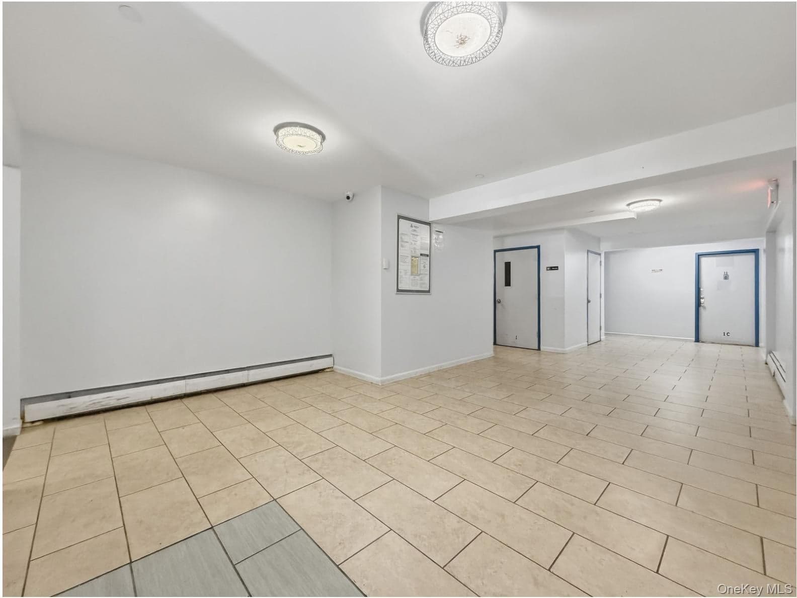 715 E 214th Street thumbnail 7