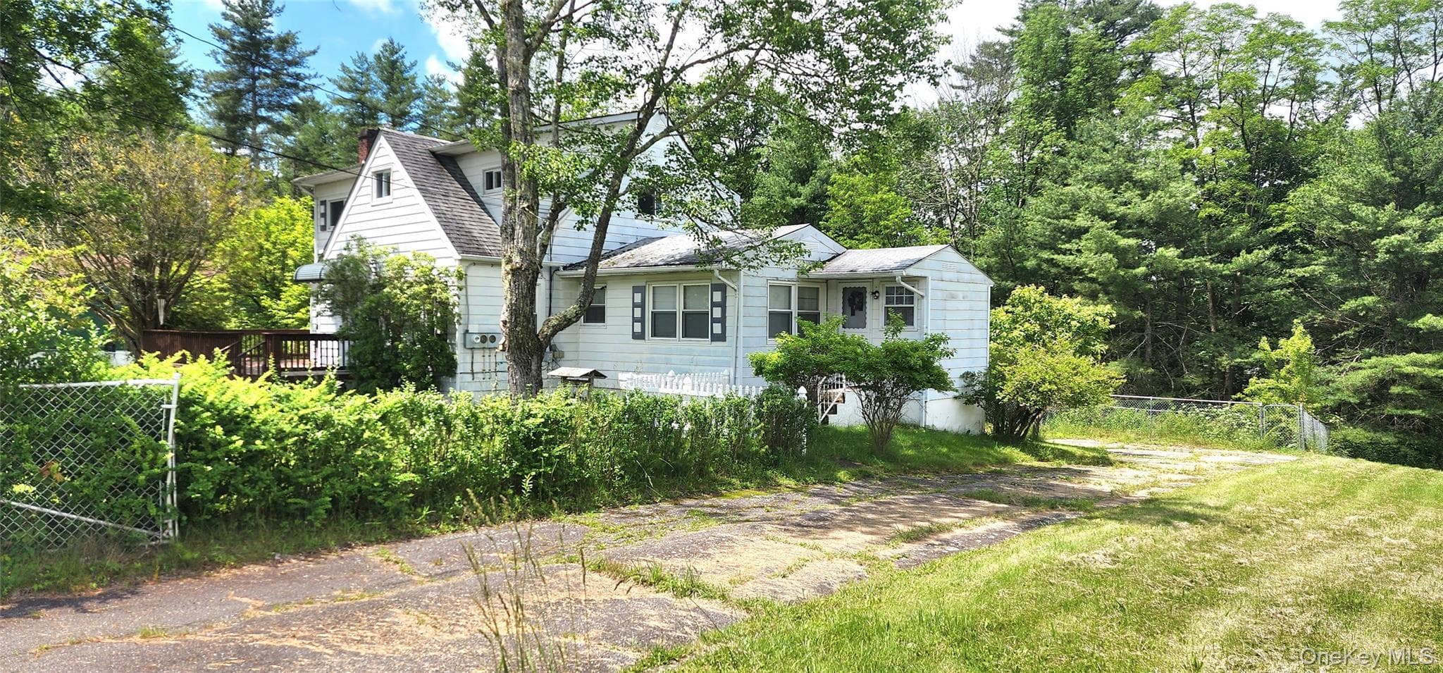 530 Sackett Lake Road thumbnail 3