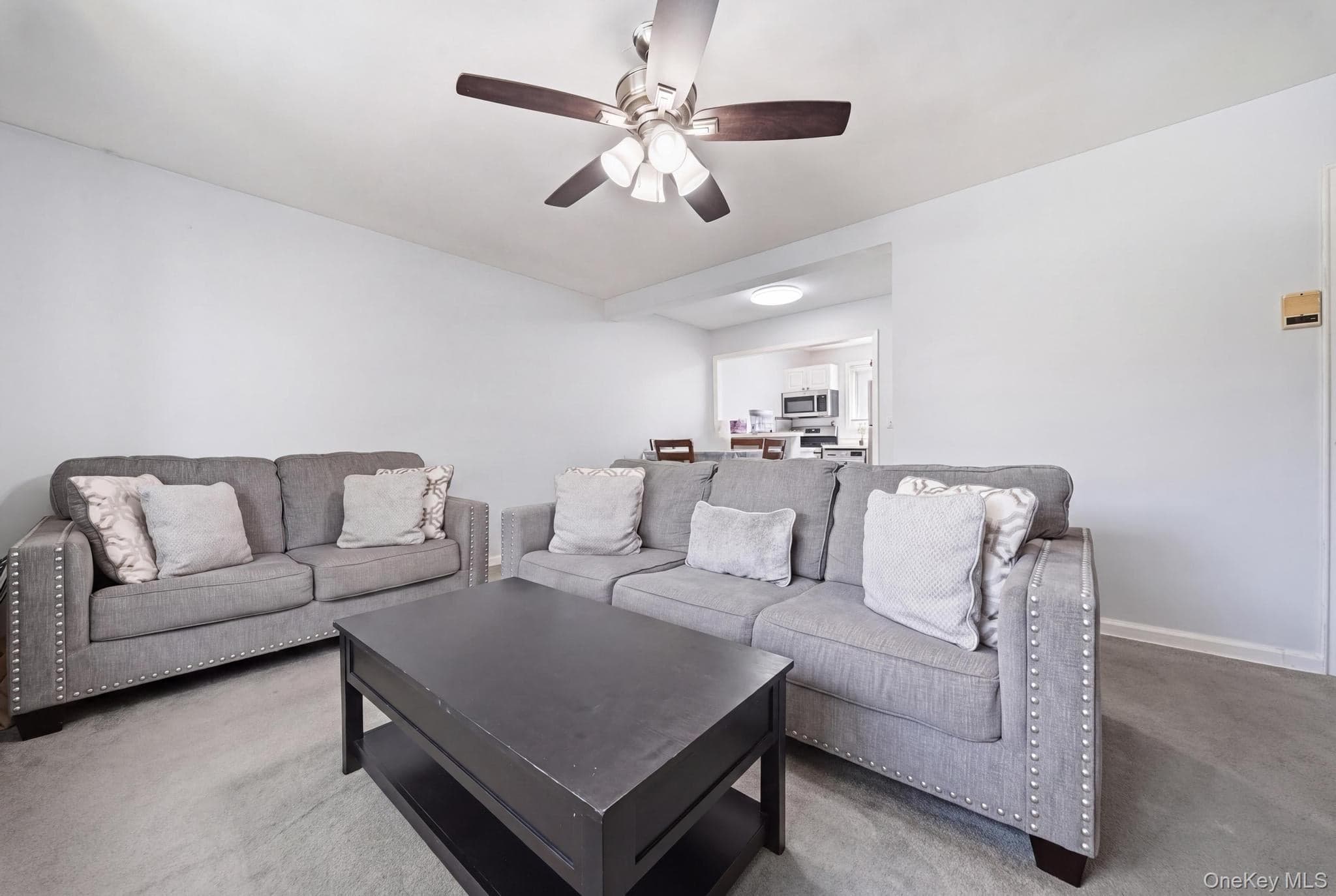 985 Fenwood DR Unit: 3 thumbnail 2