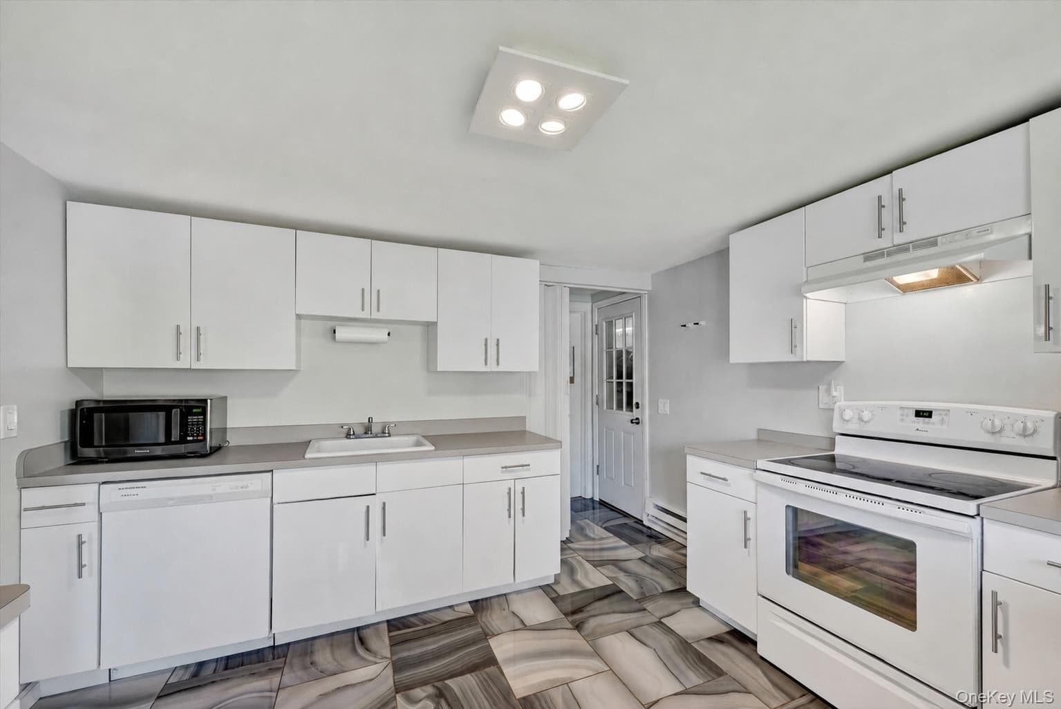 1201 Union Avenue thumbnail 13