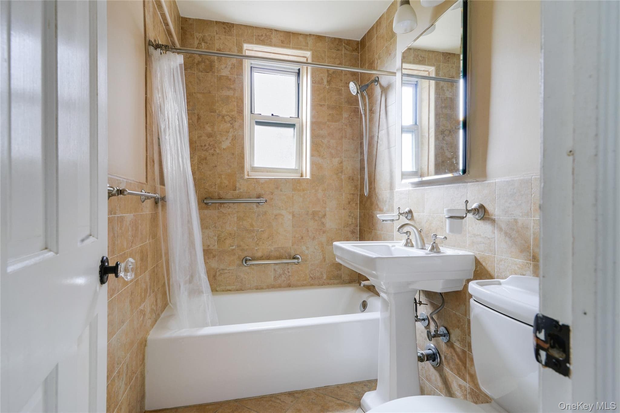 5614 Netherland Avenue Unit: 4E thumbnail 5
