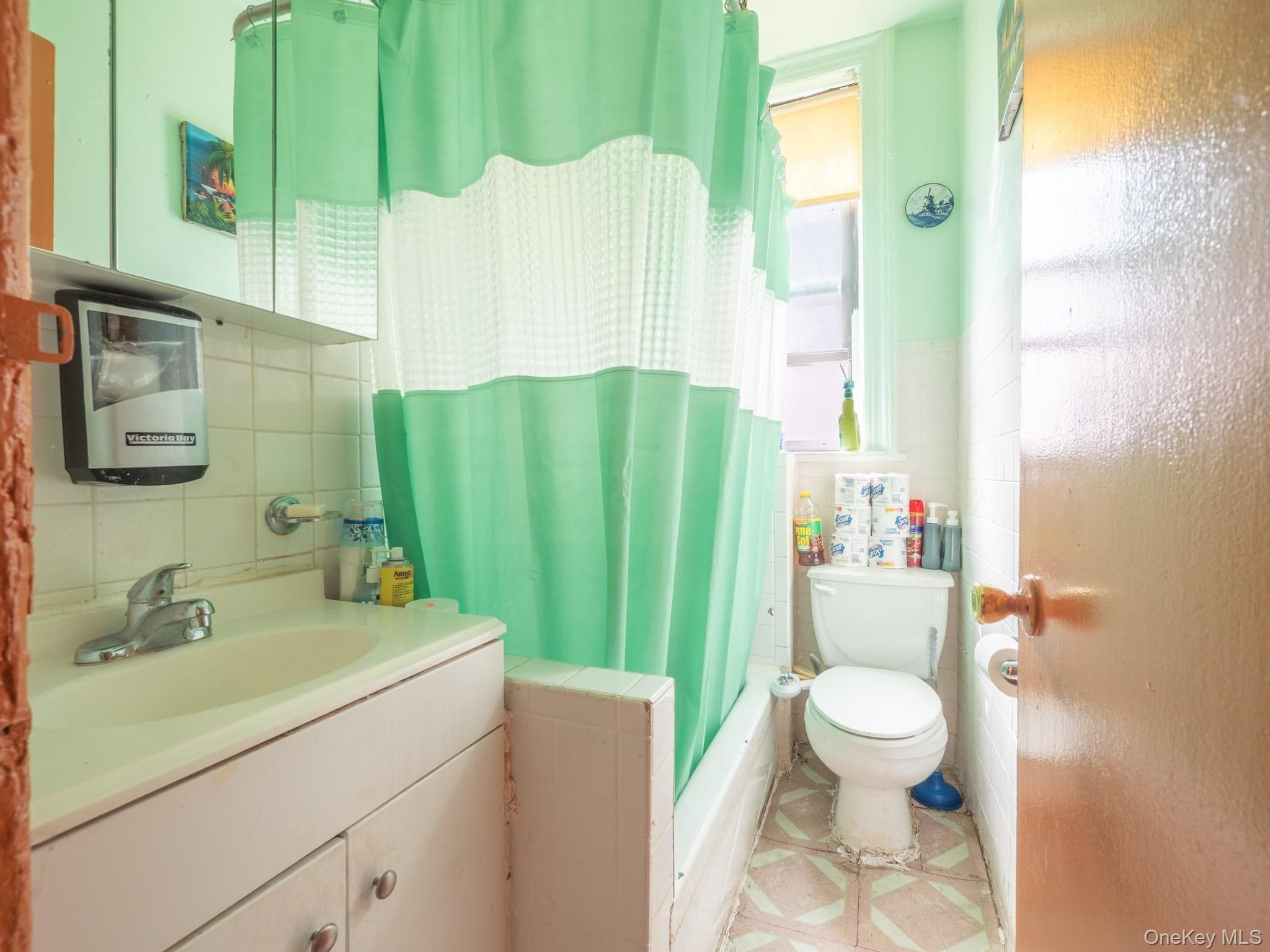 785 E 181 Street ST Unit: 11 thumbnail 15