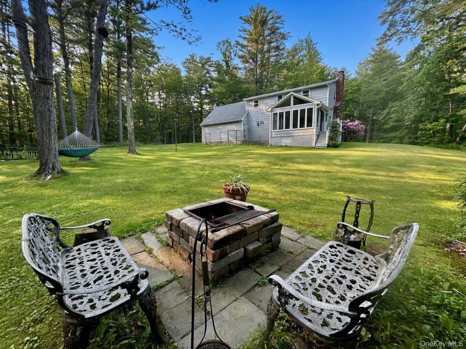 230 Middle Road thumbnail 7