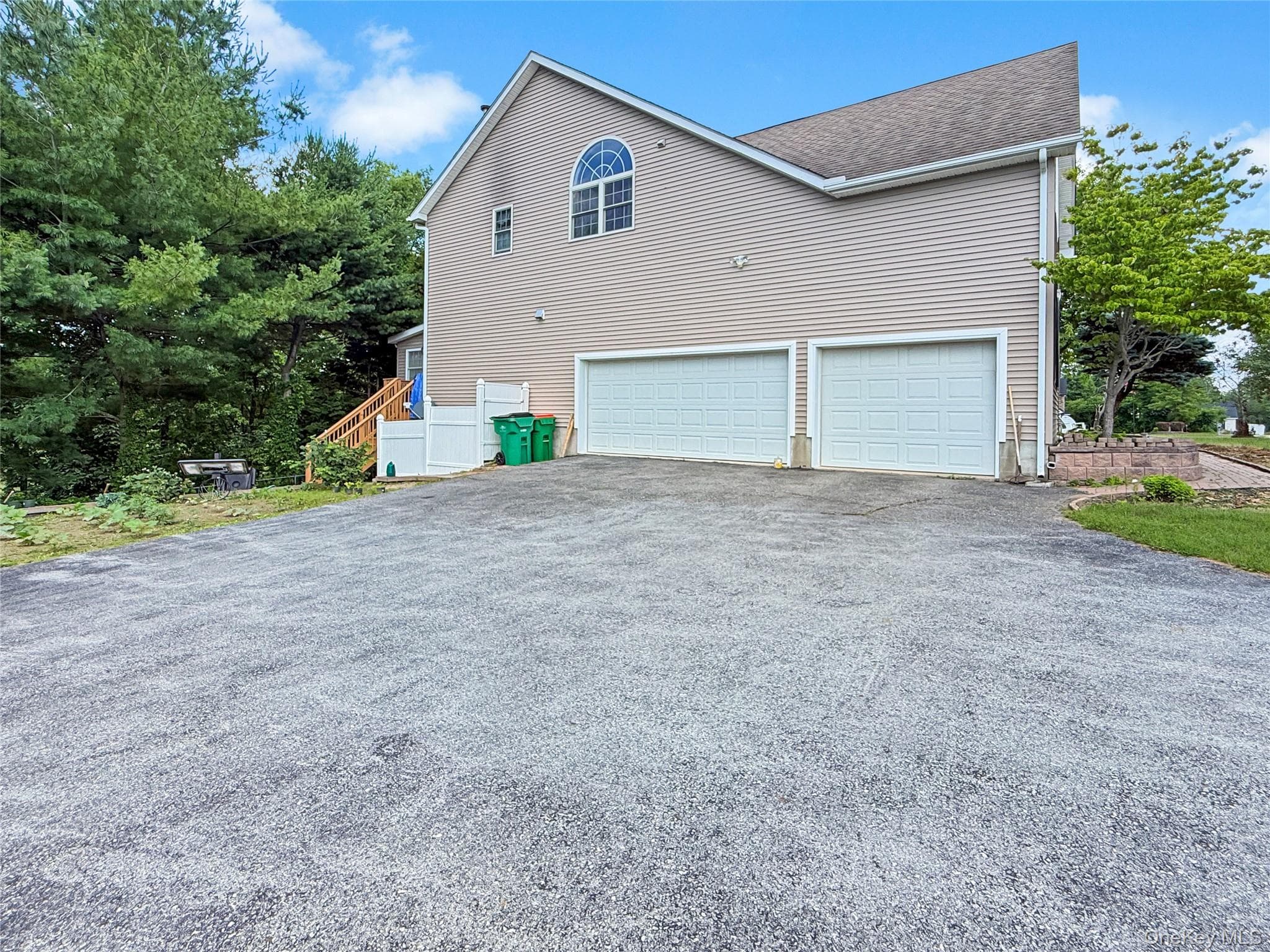 43 Regency Drive thumbnail 26