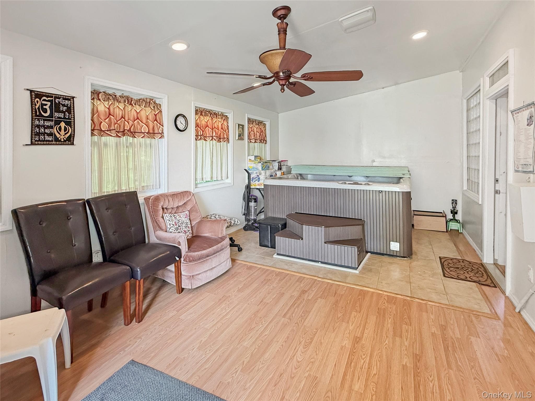 43 Regency Drive thumbnail 12