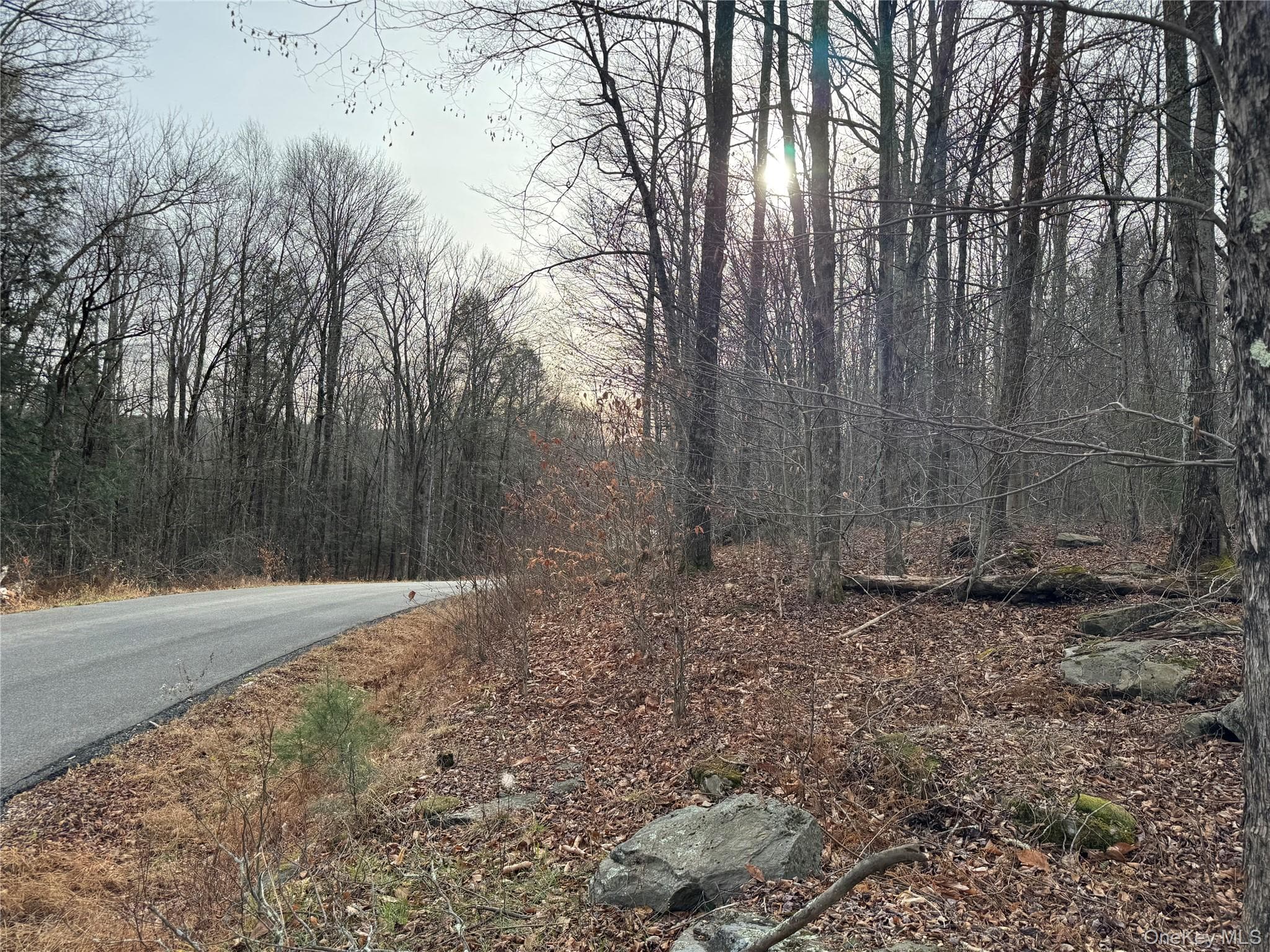 Hilltop Road thumbnail 4