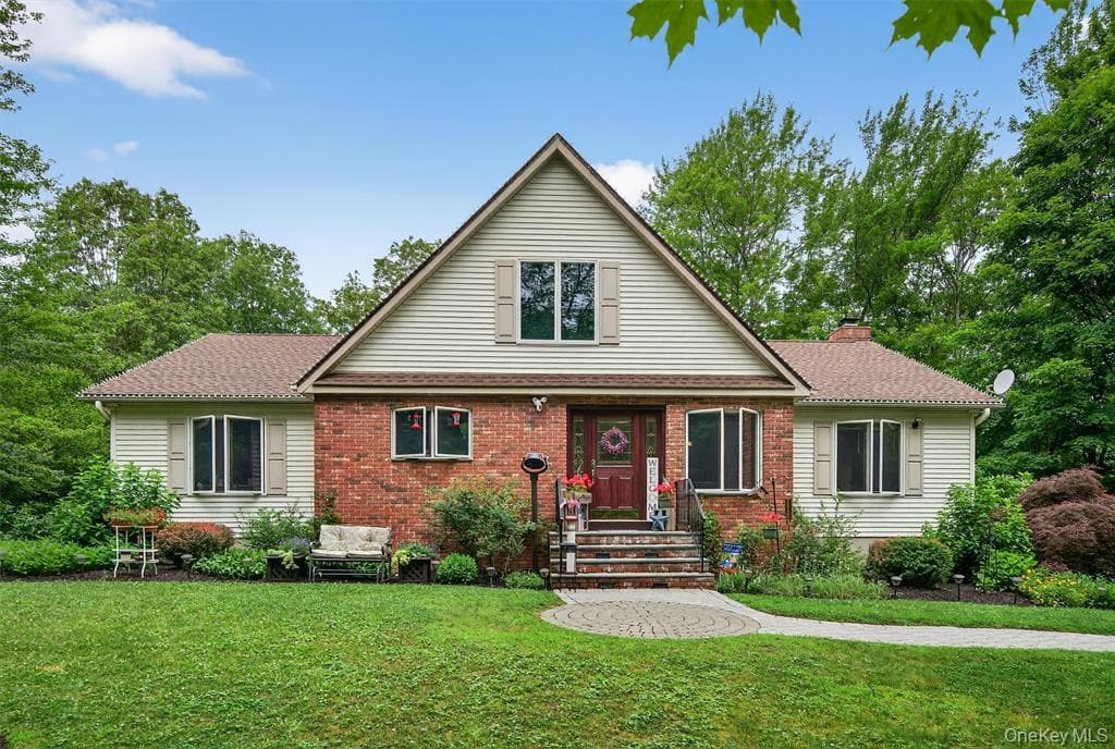 189 School House Road, Middletown