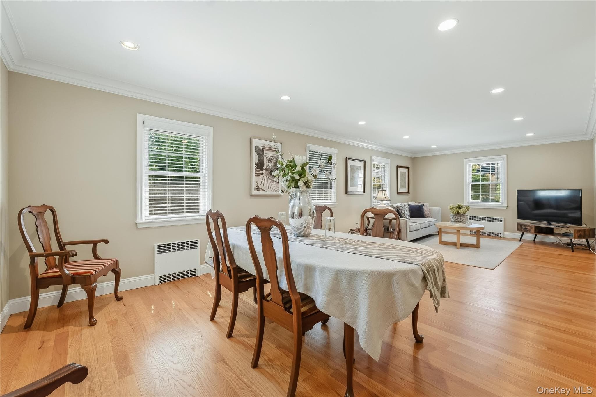 87 Bolton Avenue thumbnail 13
