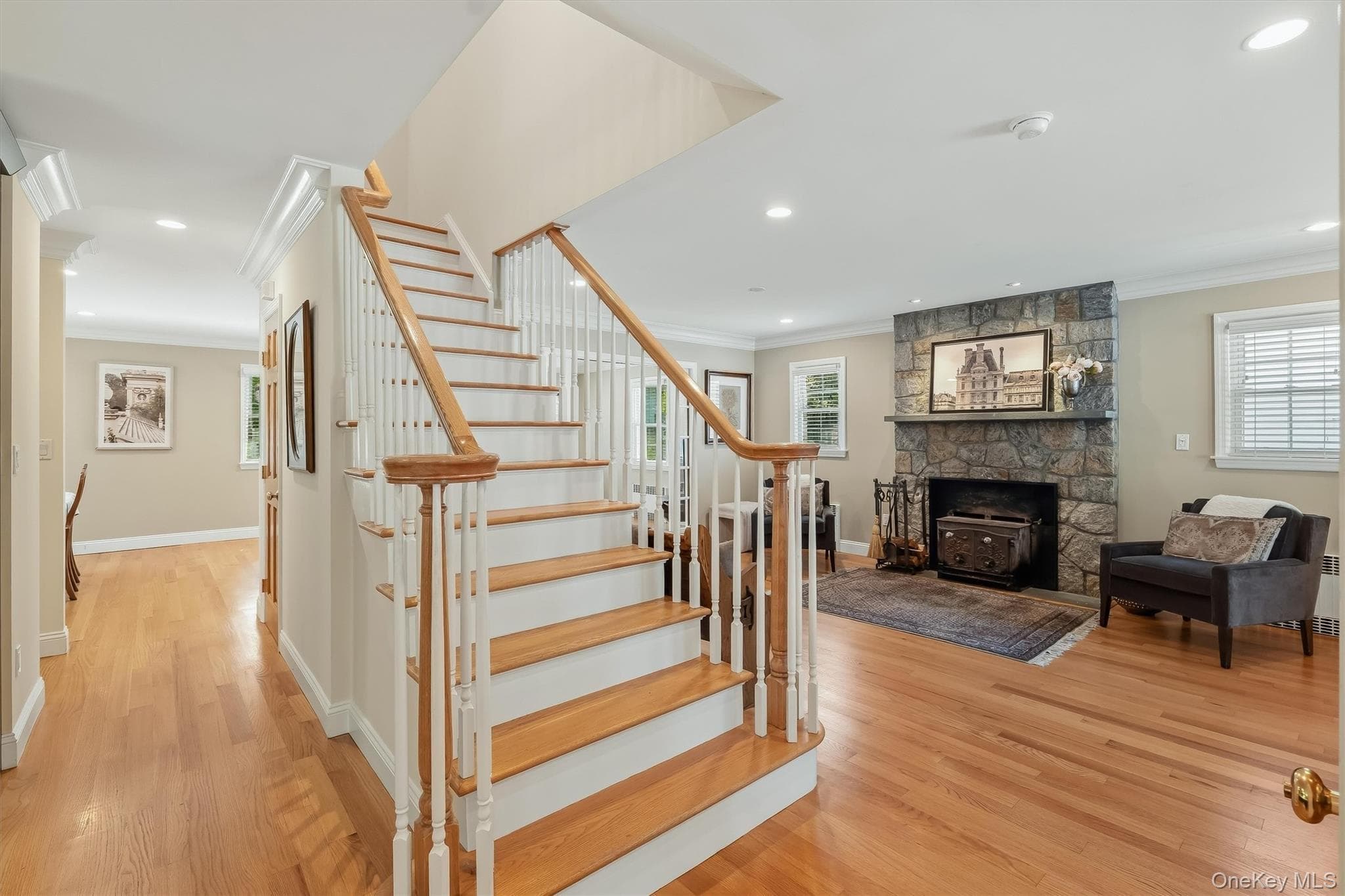 87 Bolton Avenue thumbnail 19