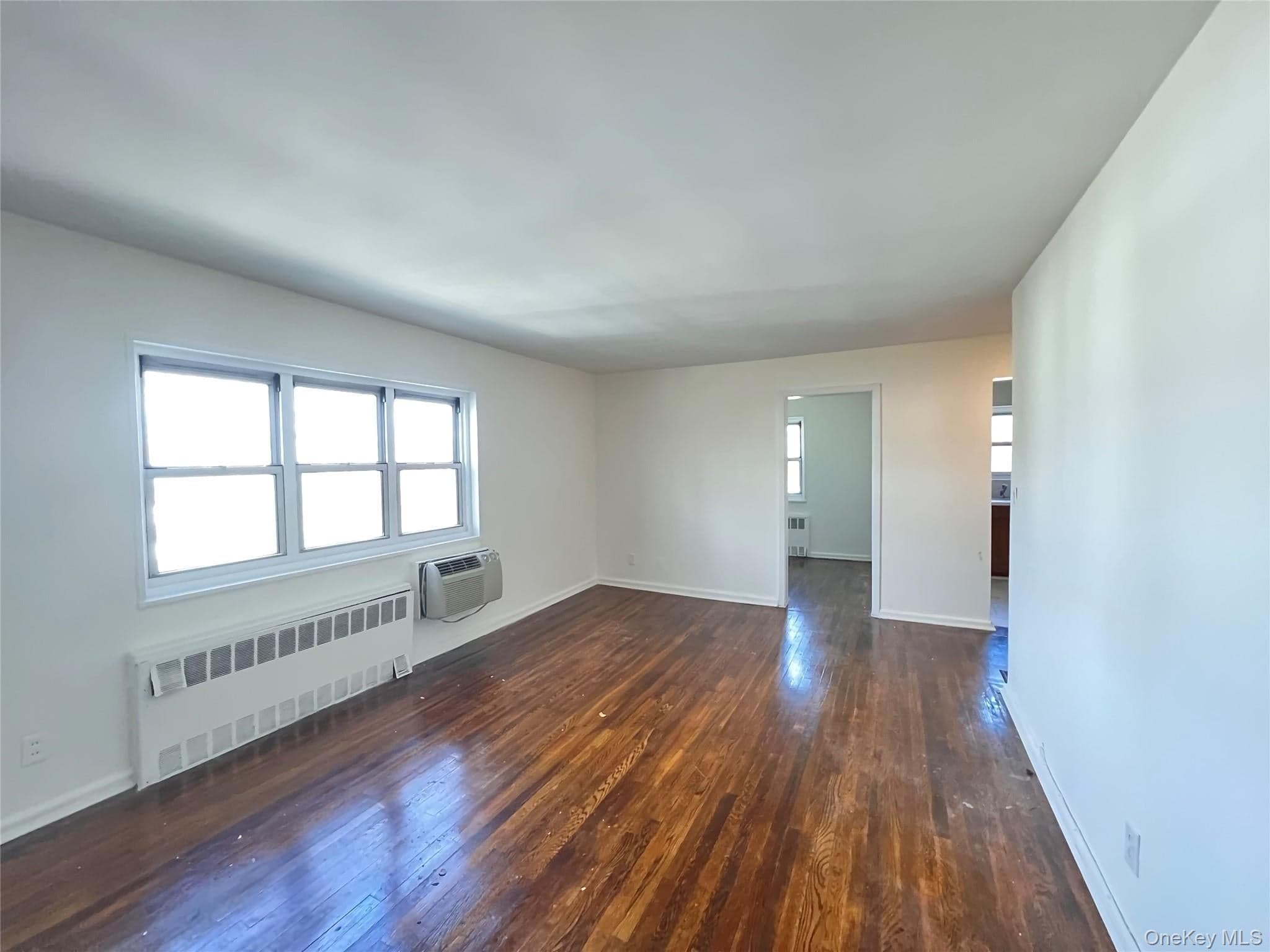 189 Drake Avenue Unit: 2C photo 1