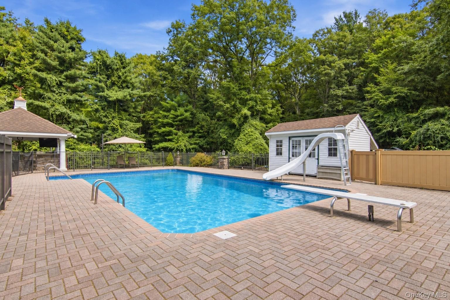 45 Meadow Glen Road thumbnail 38