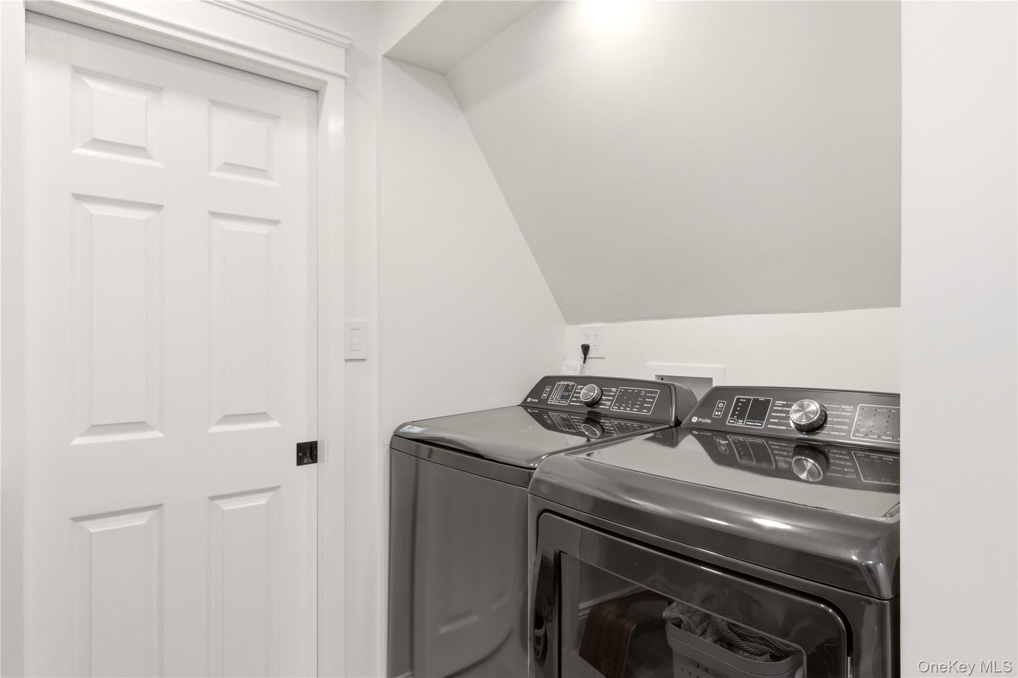 45 Meadow Glen Road thumbnail 27
