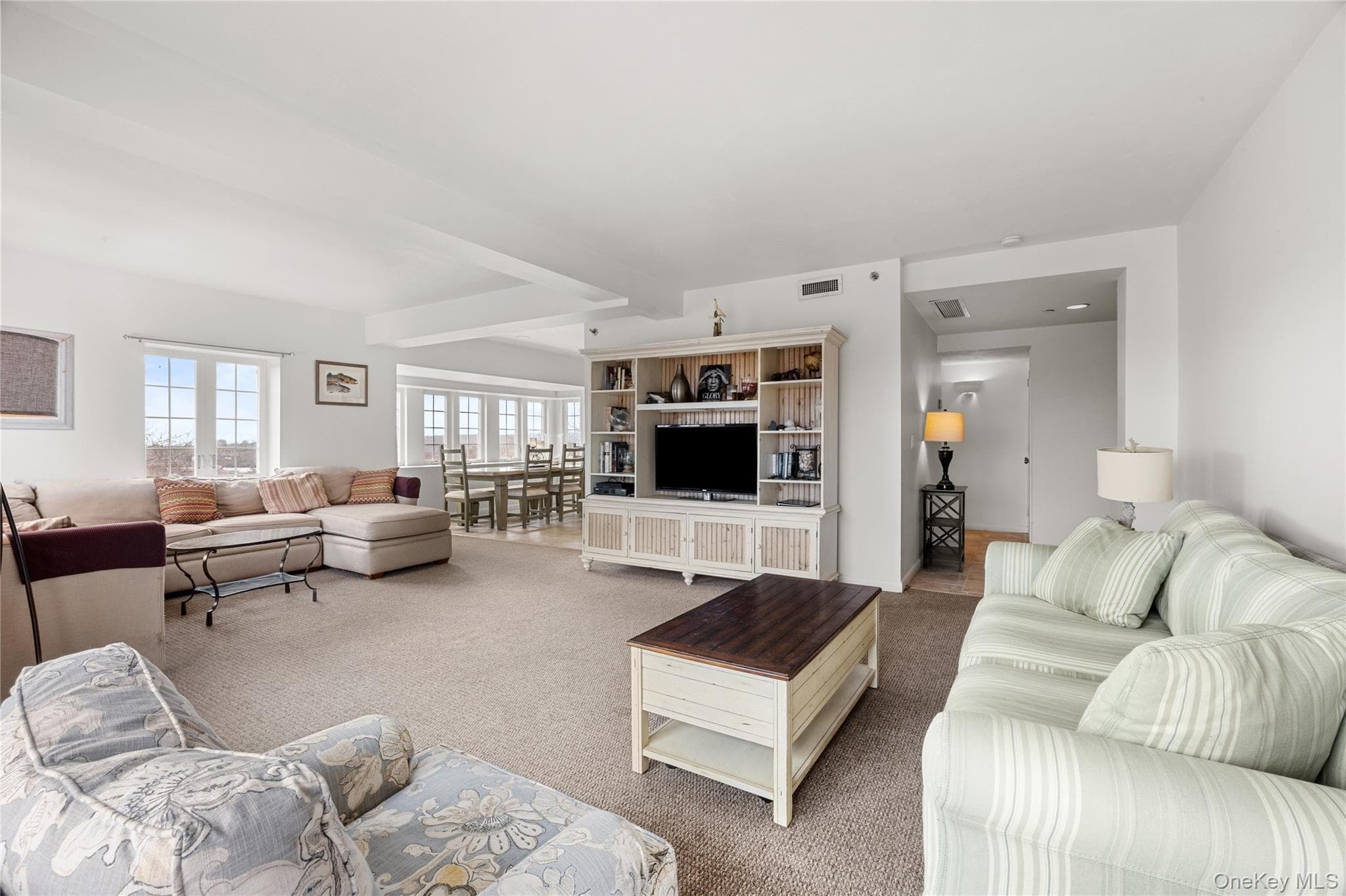 236 Edgemere Street Unit: 314 thumbnail 4