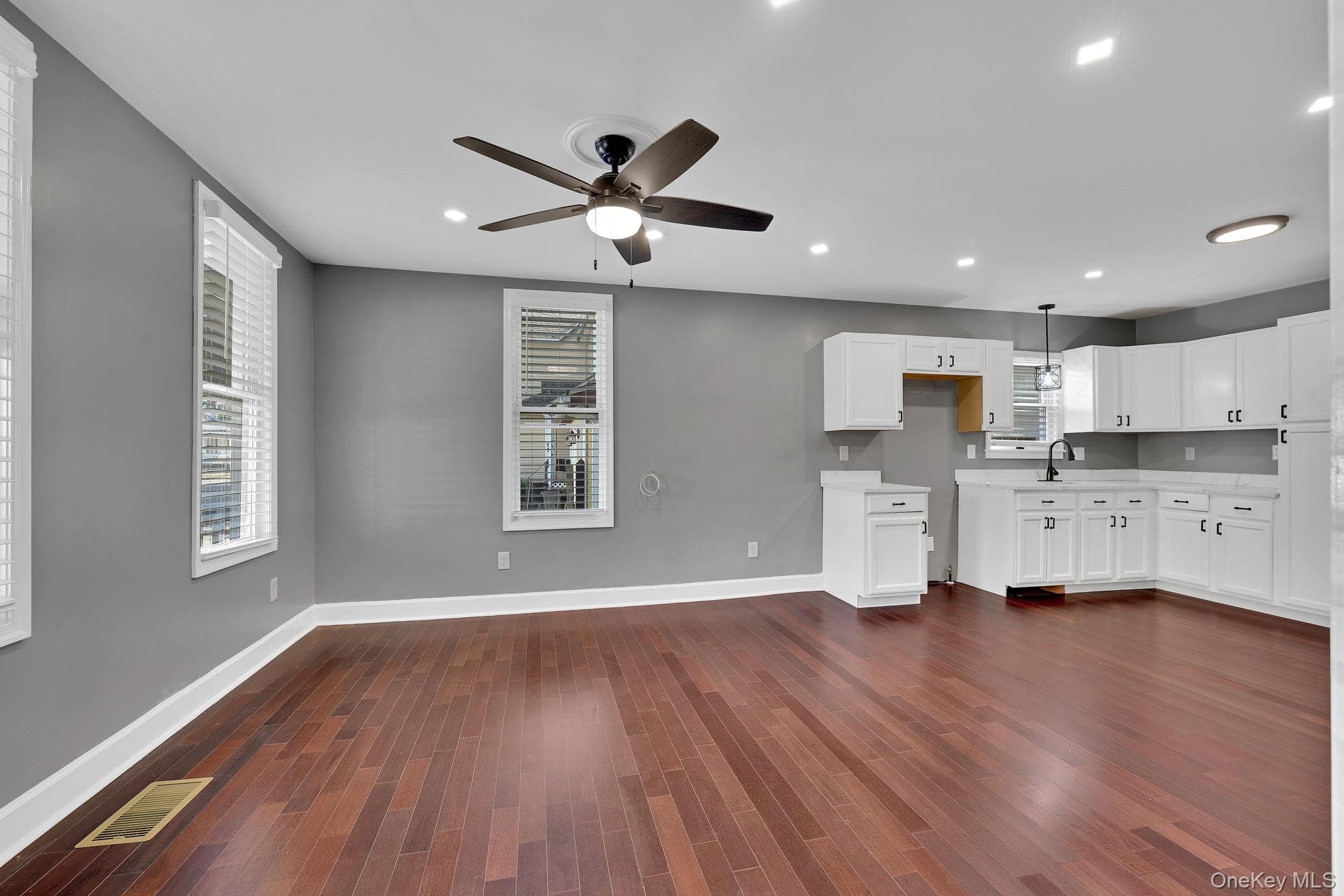33 Seward Avenue thumbnail 8