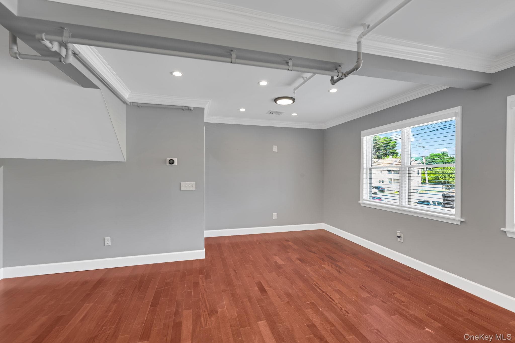 33 Seward Avenue thumbnail 20