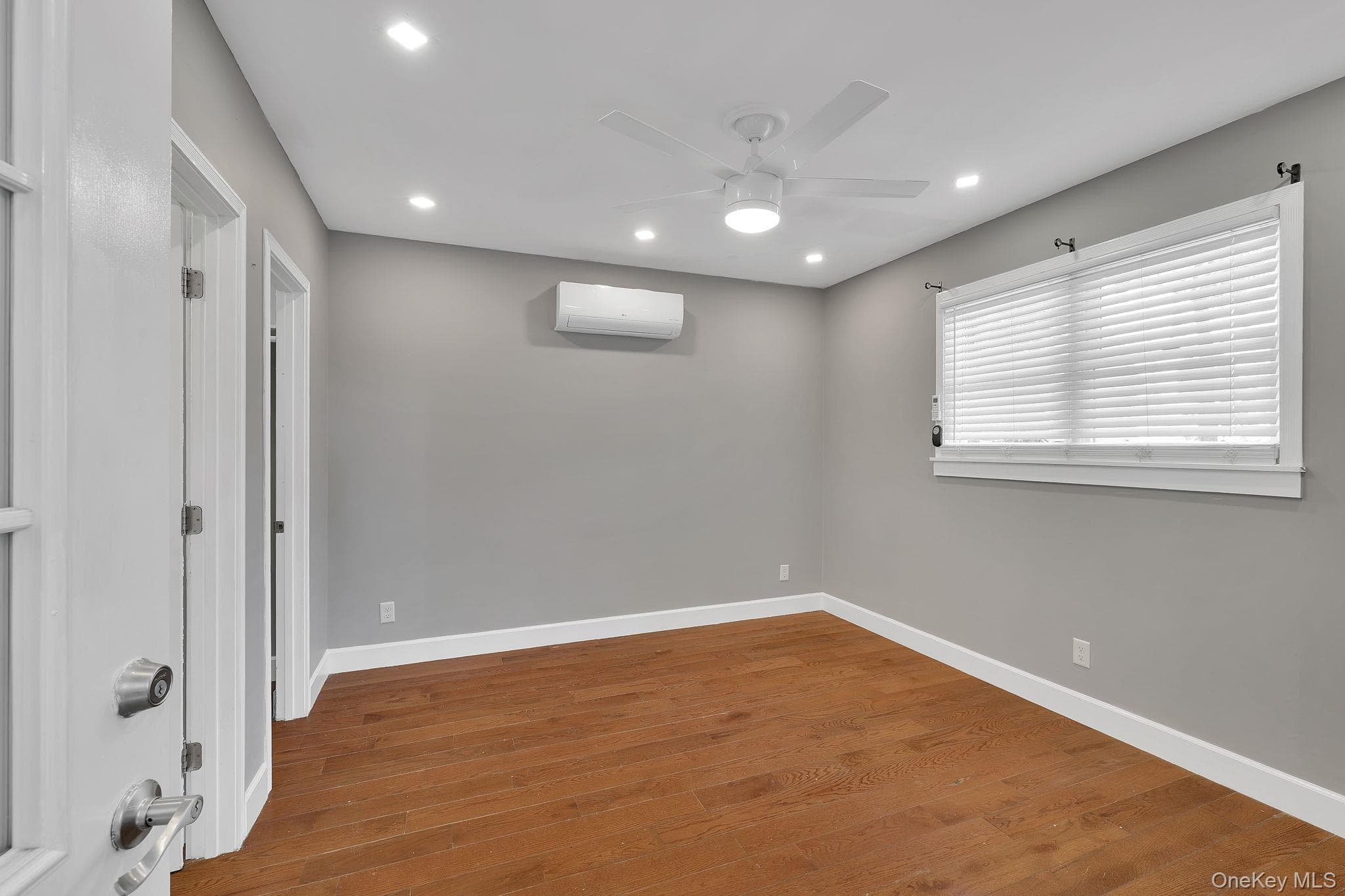 33 Seward Avenue thumbnail 37