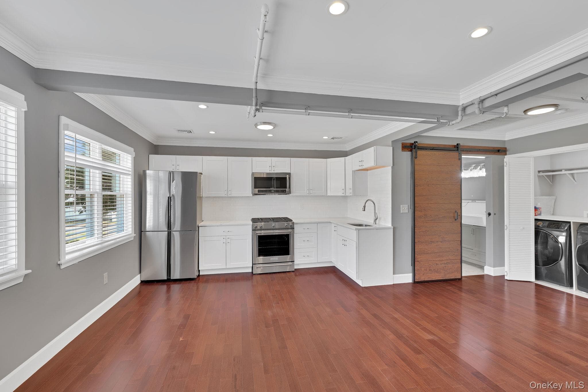 33 Seward Avenue thumbnail 18