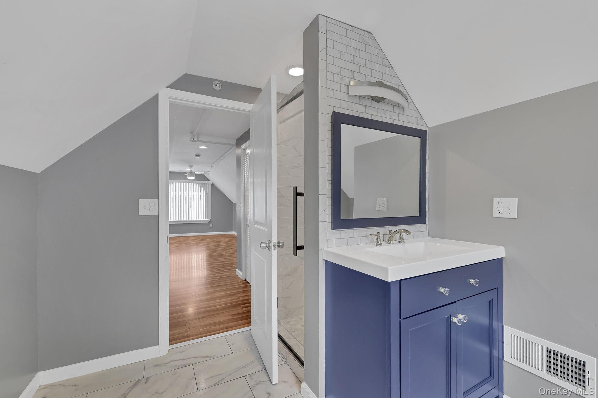 33 Seward Avenue thumbnail 33