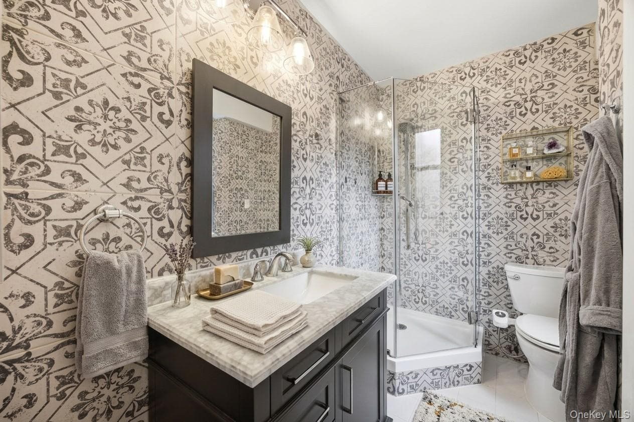 575 Grand Street Unit: E1505 thumbnail 19