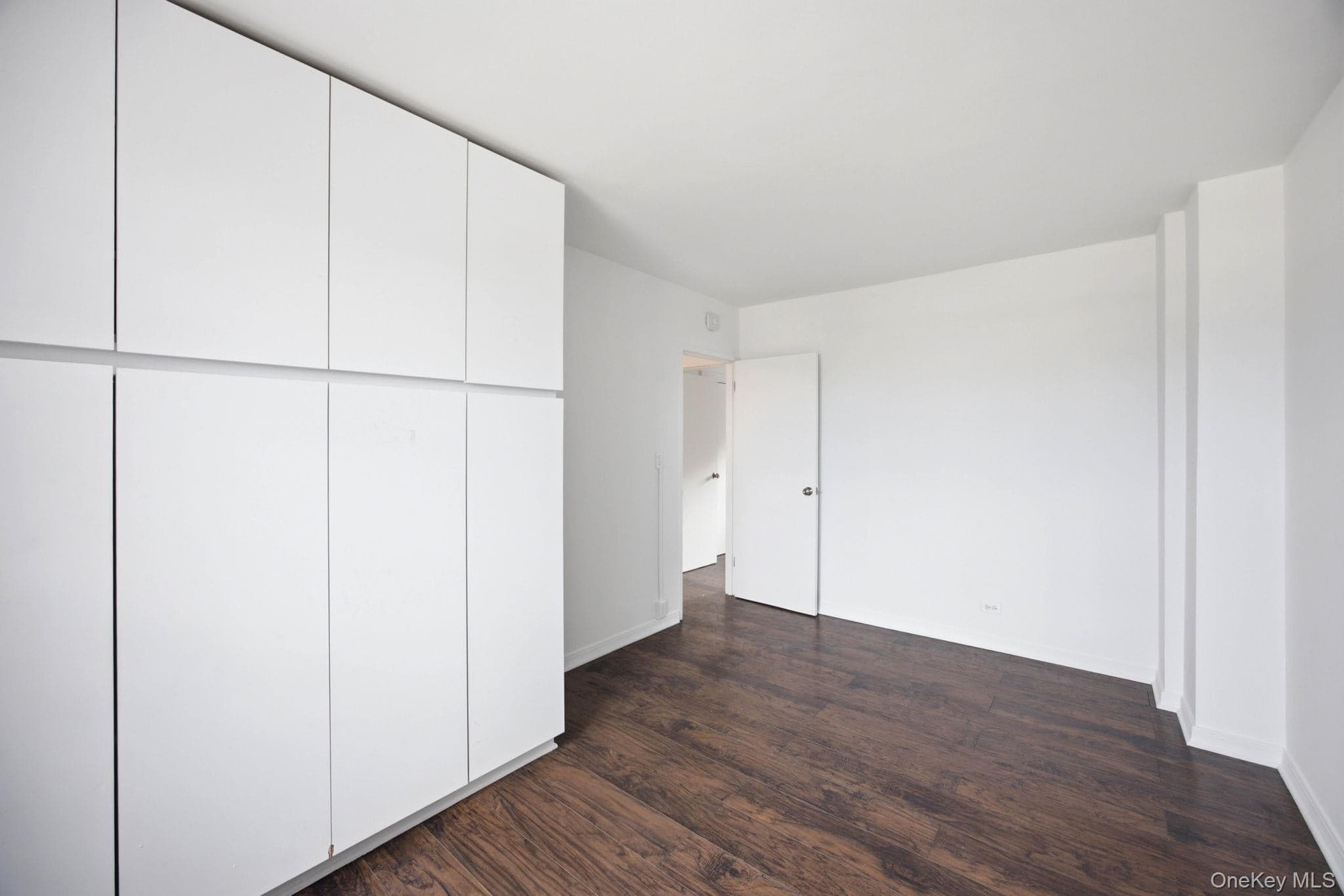 575 Grand Street Unit: E1505 thumbnail 13
