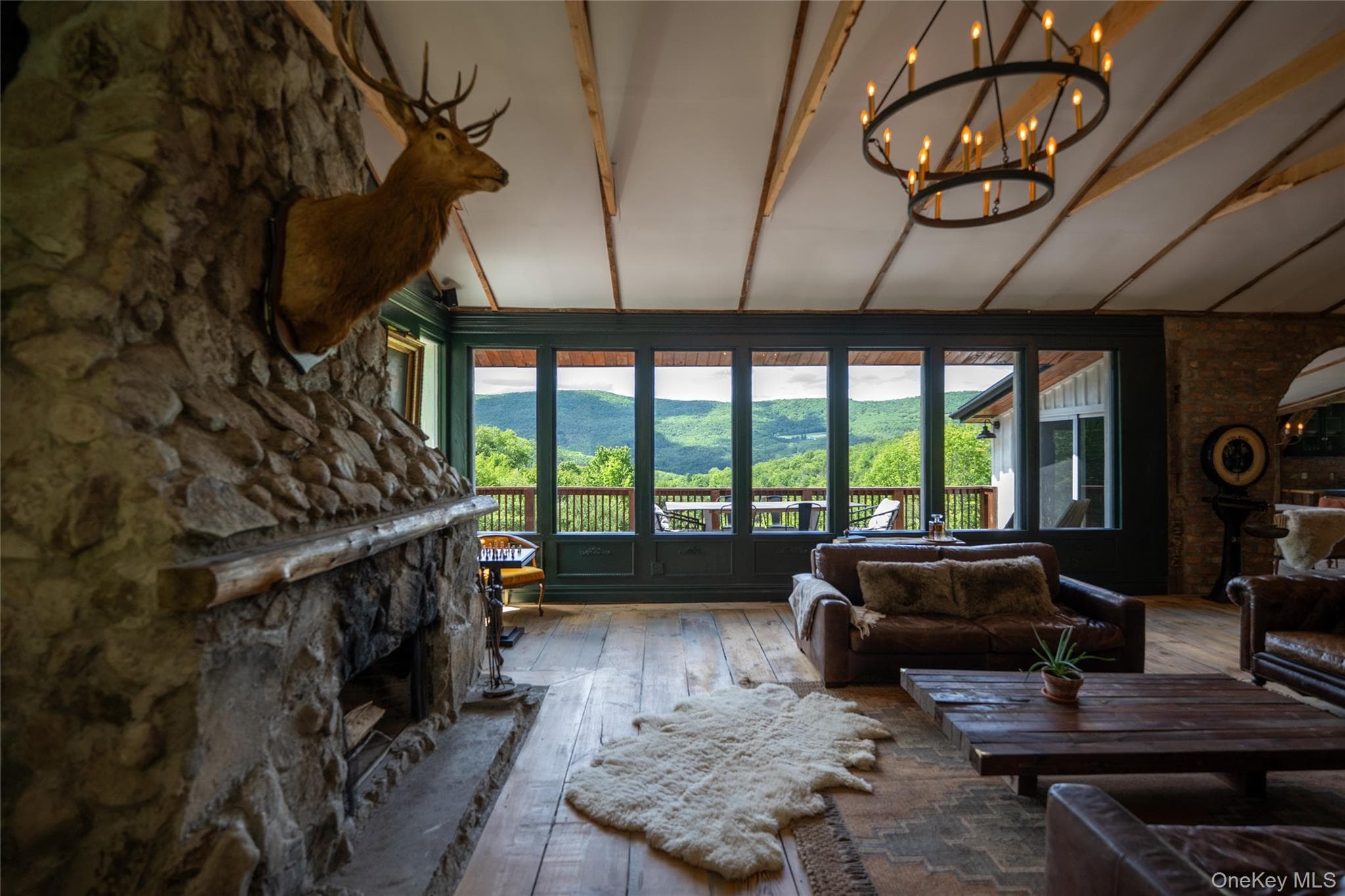 822 Burton Hill Road thumbnail 3