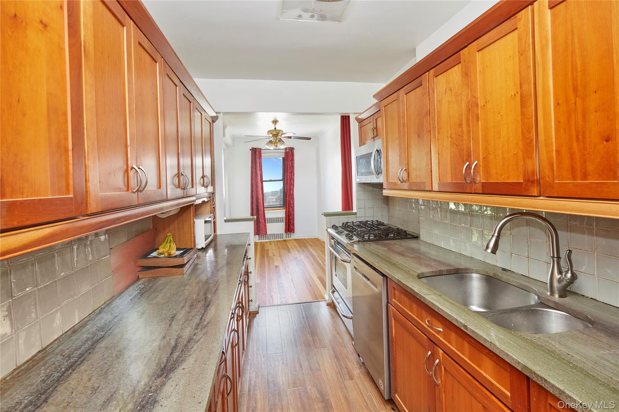 3616 Henry Hudson Parkway Unit: 6AN thumbnail 6