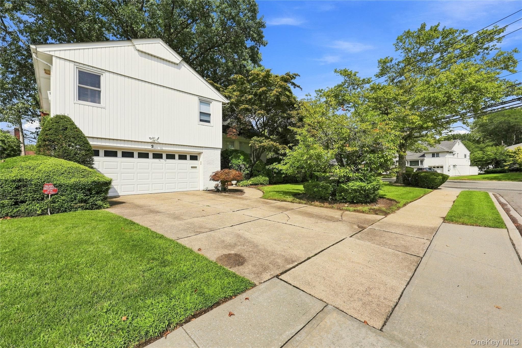 2 Longview Avenue thumbnail 2