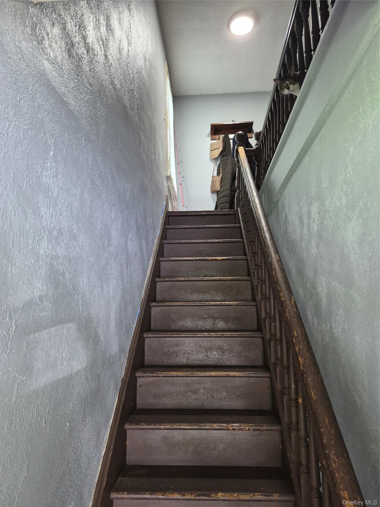 120 Vineyard Avenue thumbnail 2