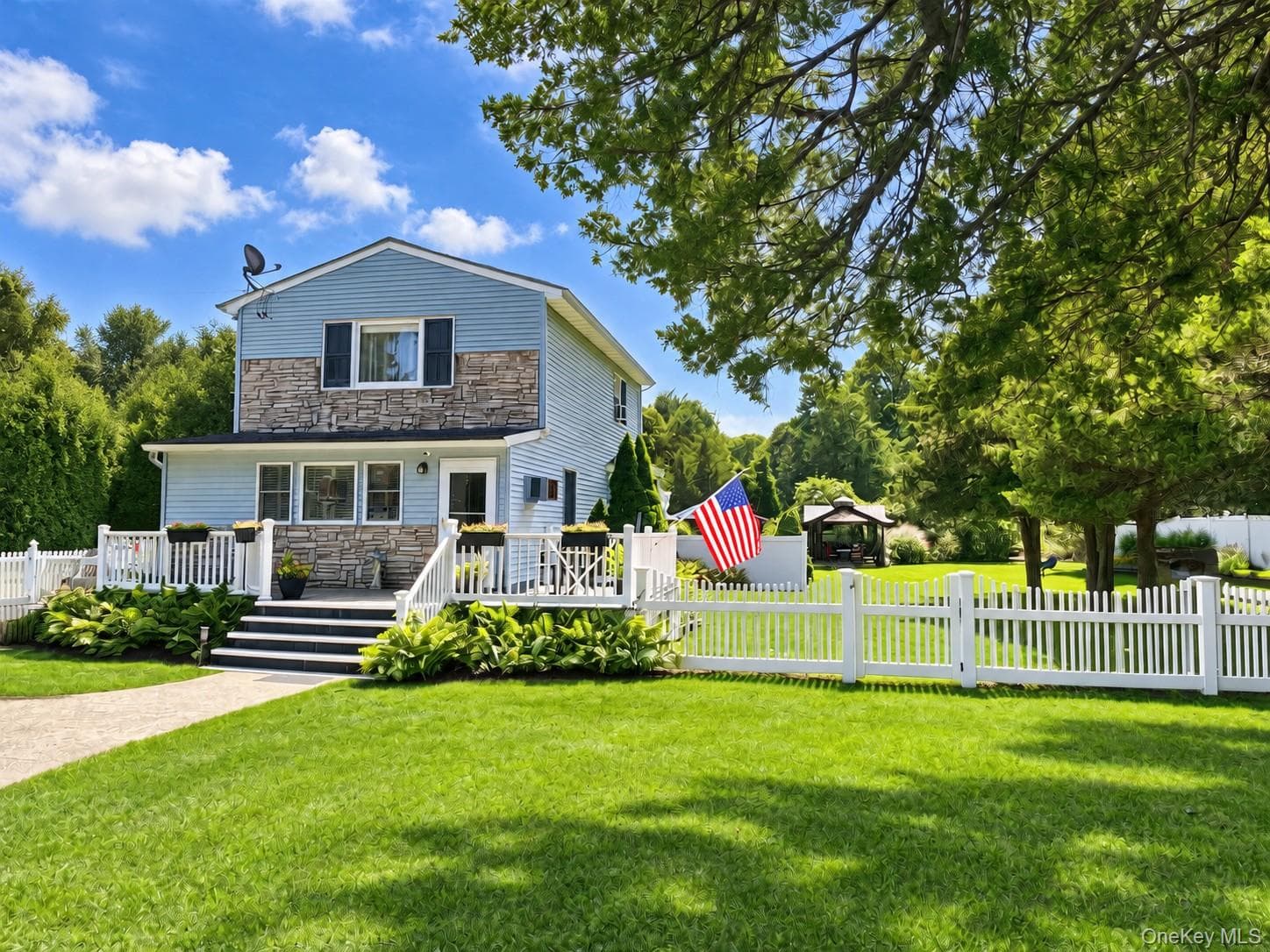 32 Pine Street photo 1