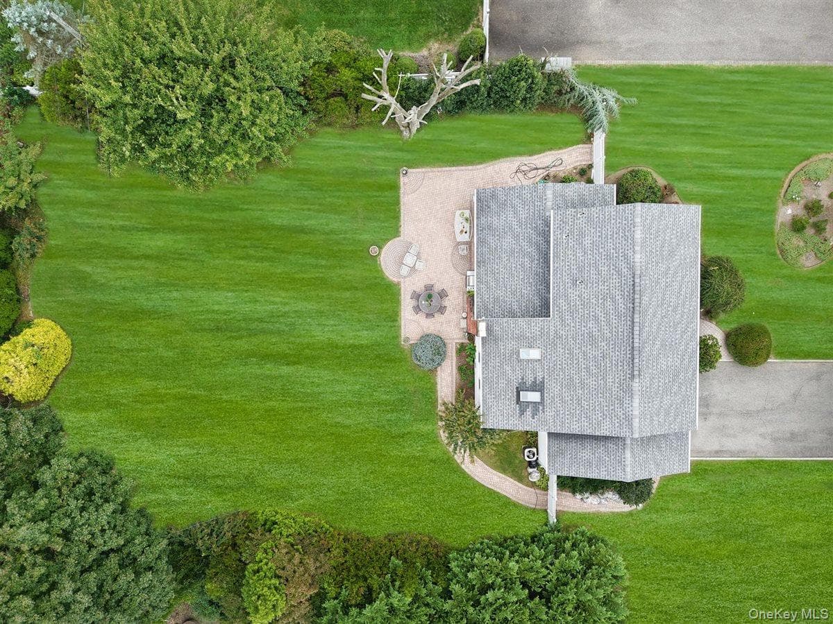 17 Greenvale Drive thumbnail 22