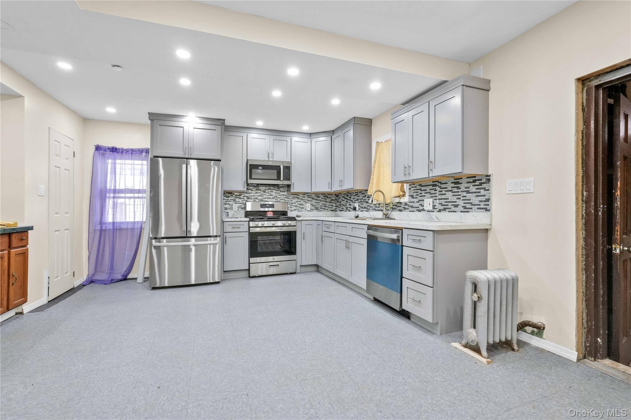 722 Elton Street thumbnail 5