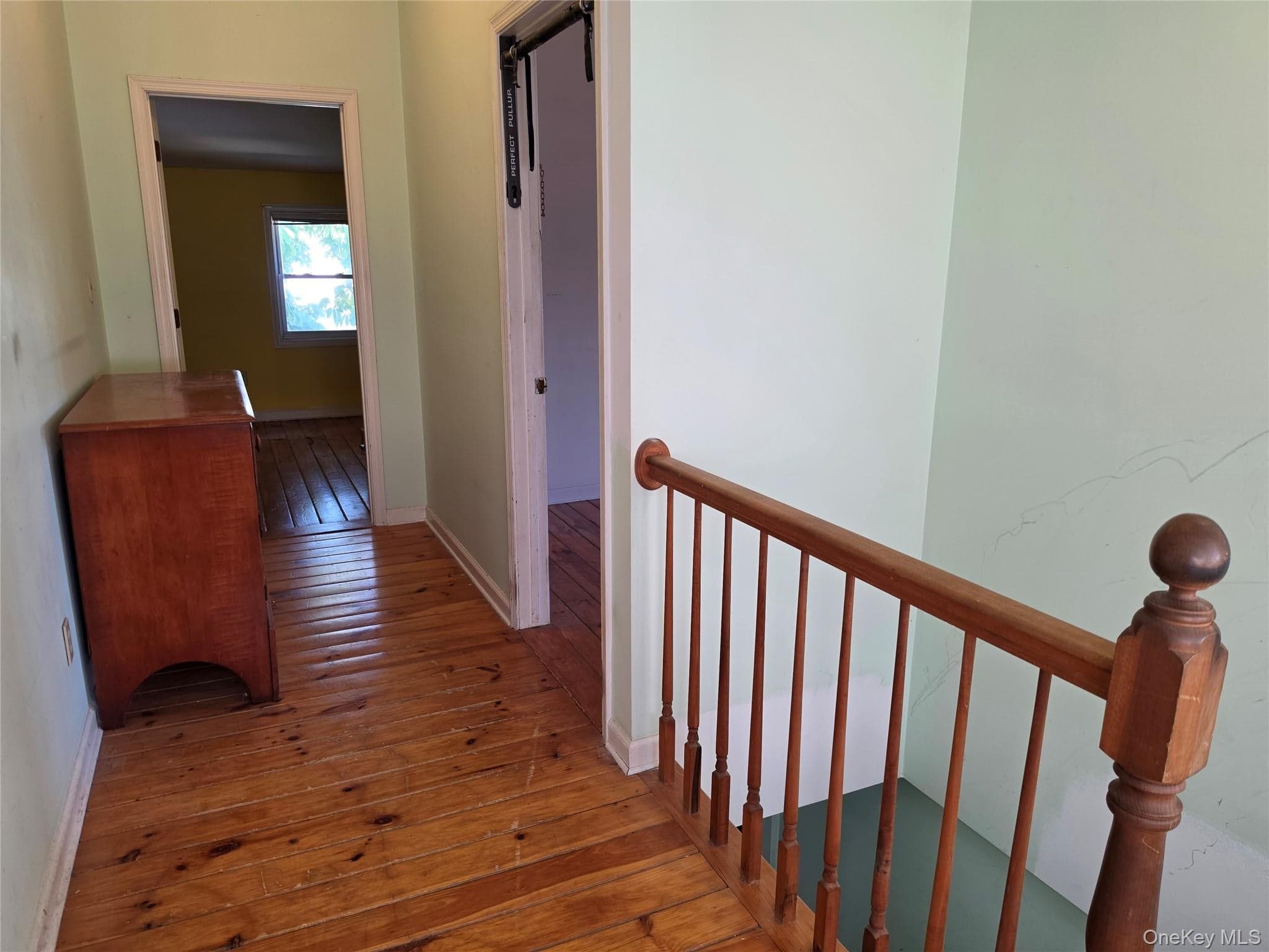 83 Green Street thumbnail 16