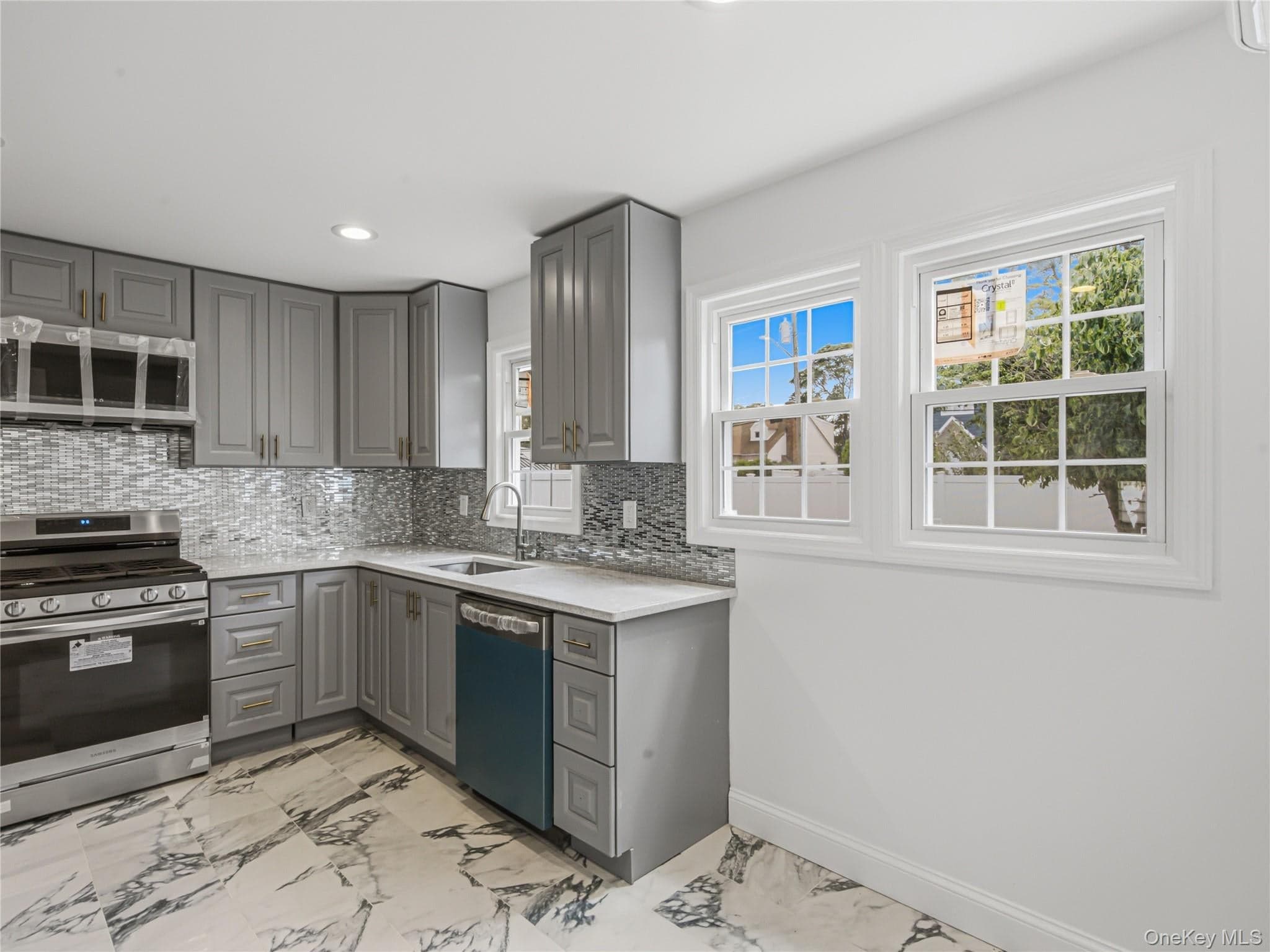 1009 Centennial Avenue thumbnail 9