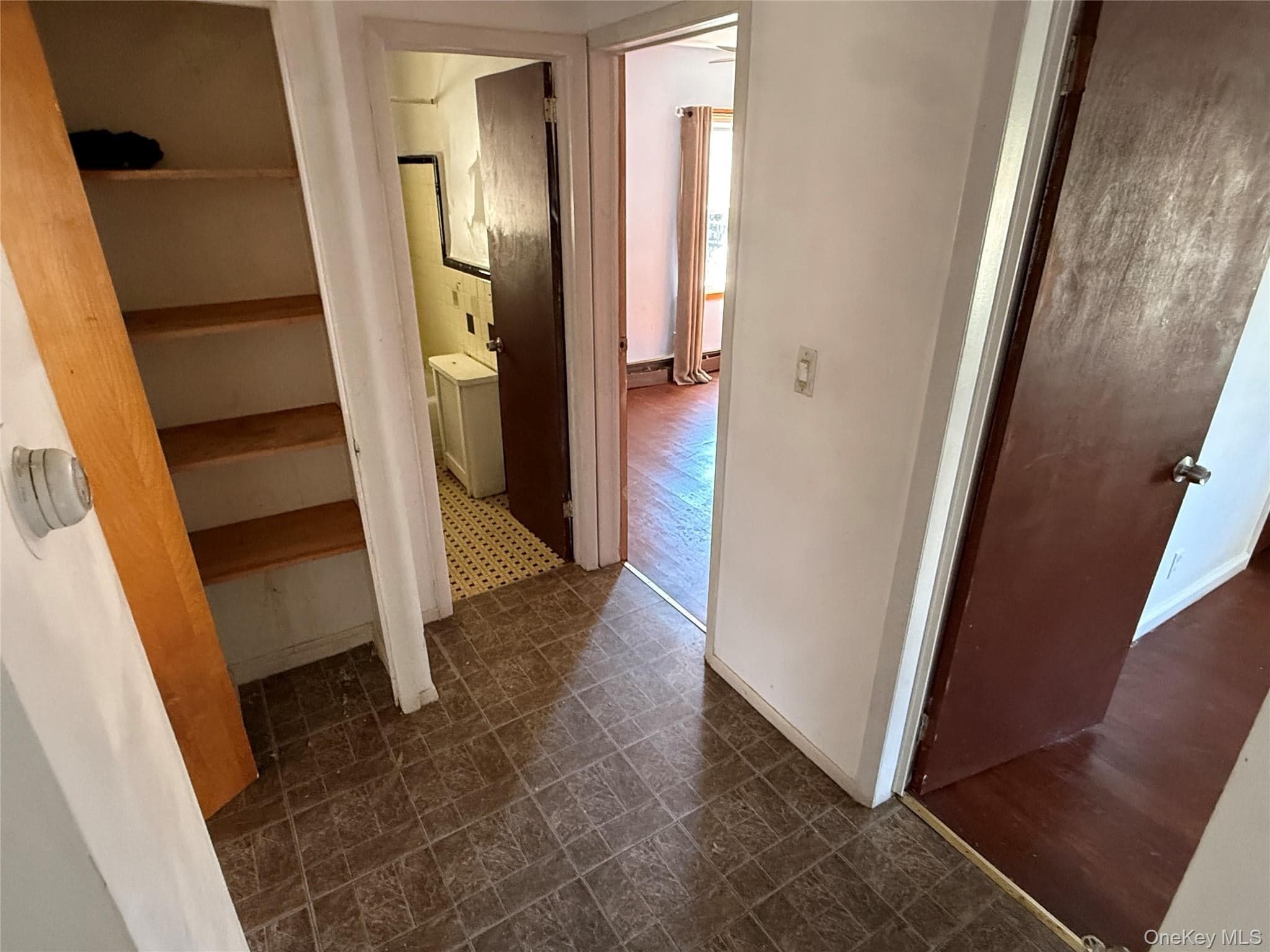 136 Henry Street thumbnail 18