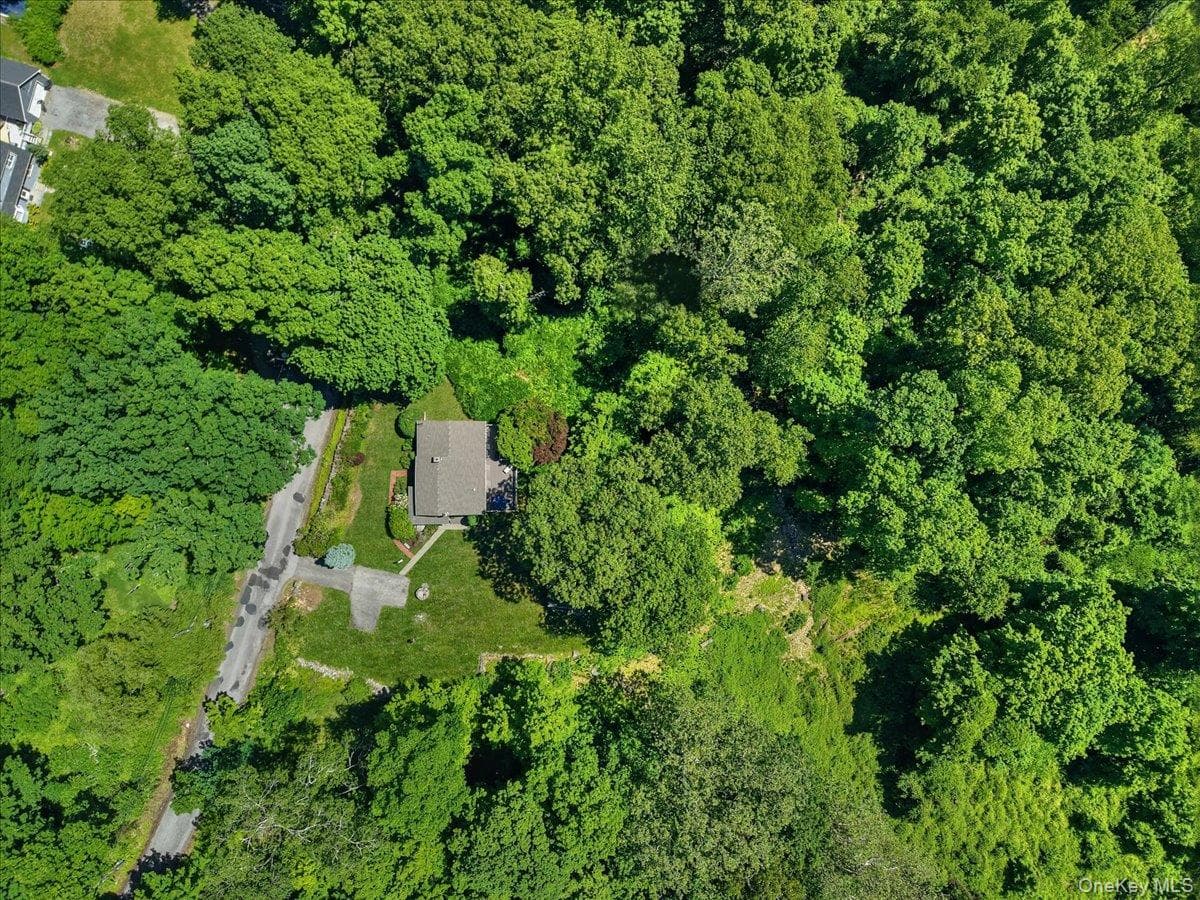 235 Boone Road thumbnail 31