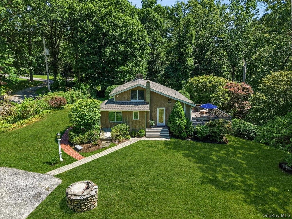 235 Boone Road thumbnail 3