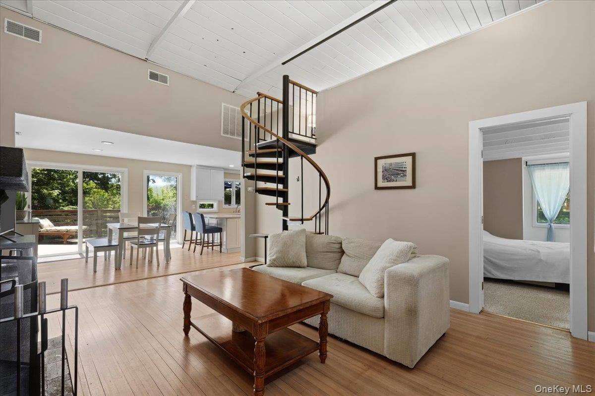 235 Boone Road thumbnail 9