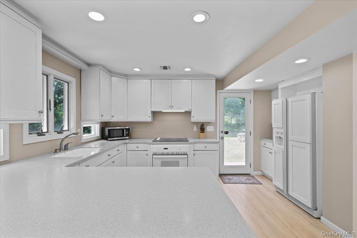 235 Boone Road thumbnail 7