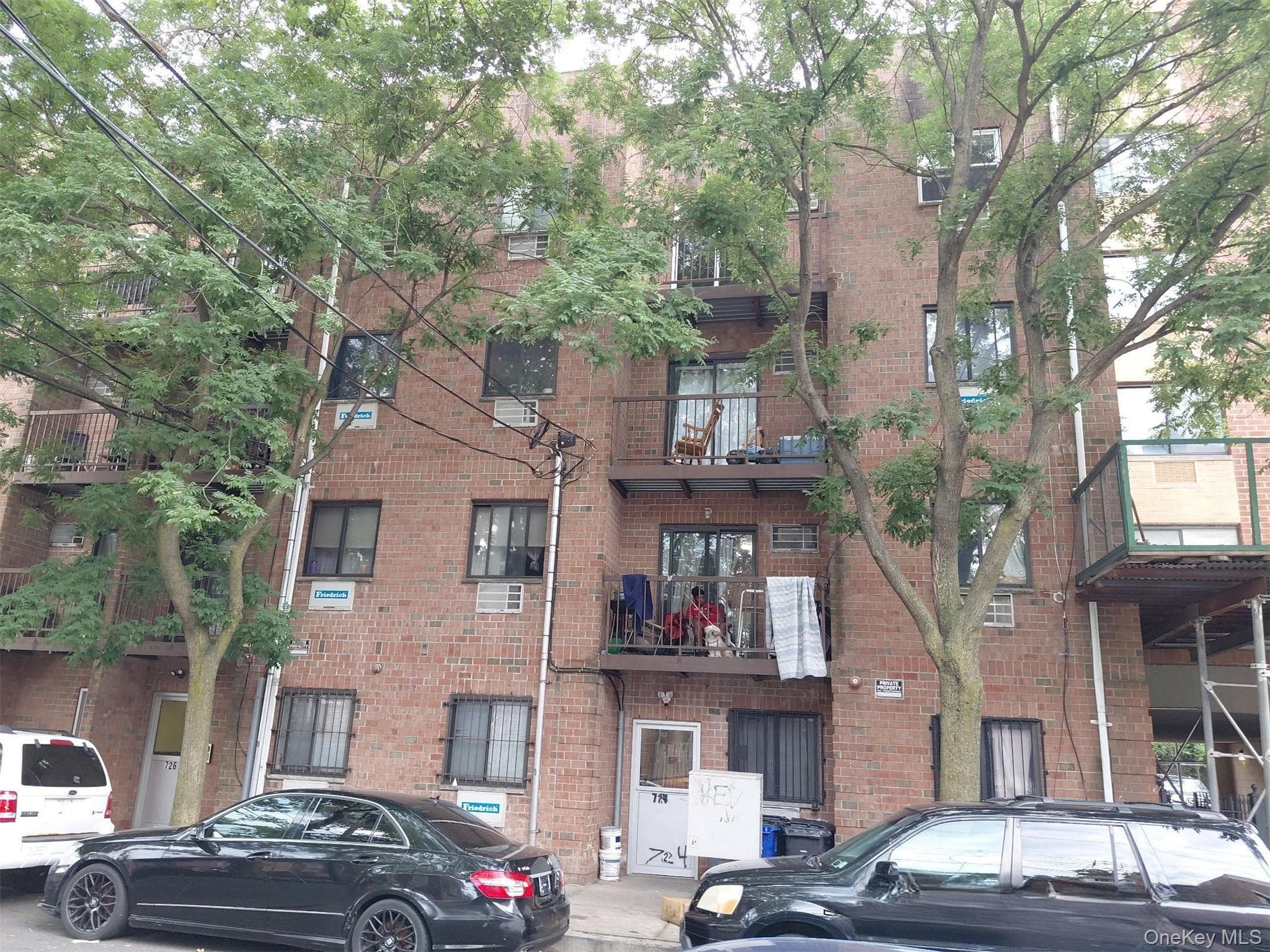 724 E 221st Street Unit: 2A thumbnail 2