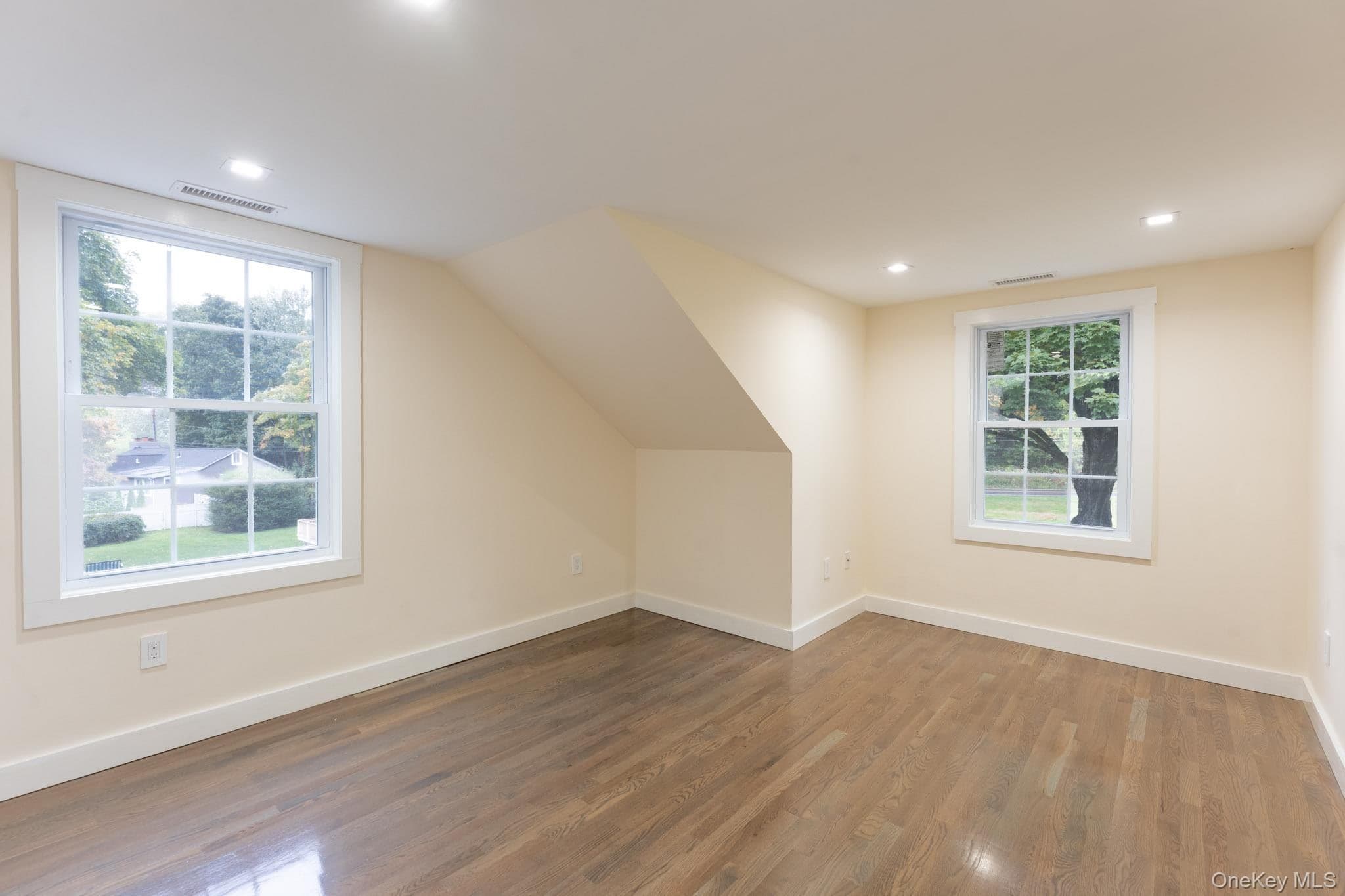138 Myrtle Avenue thumbnail 38