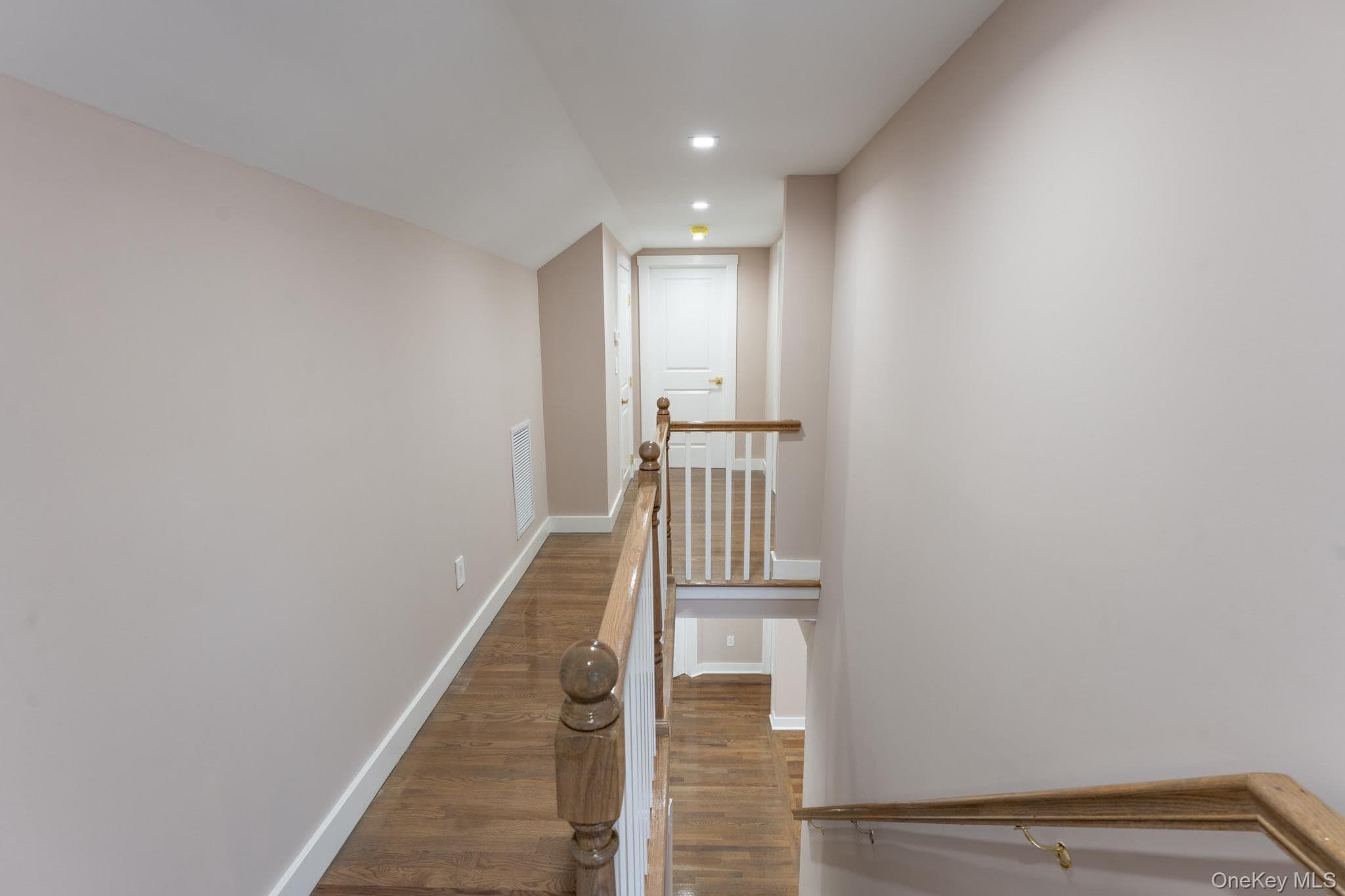 138 Myrtle Avenue thumbnail 36