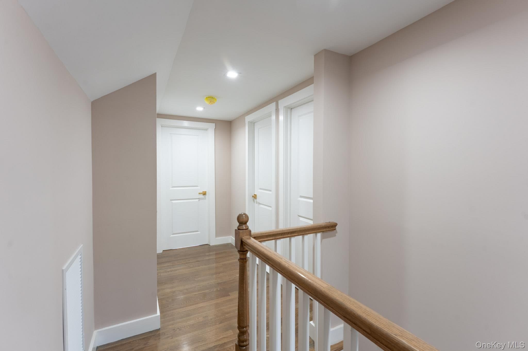 138 Myrtle Avenue thumbnail 37