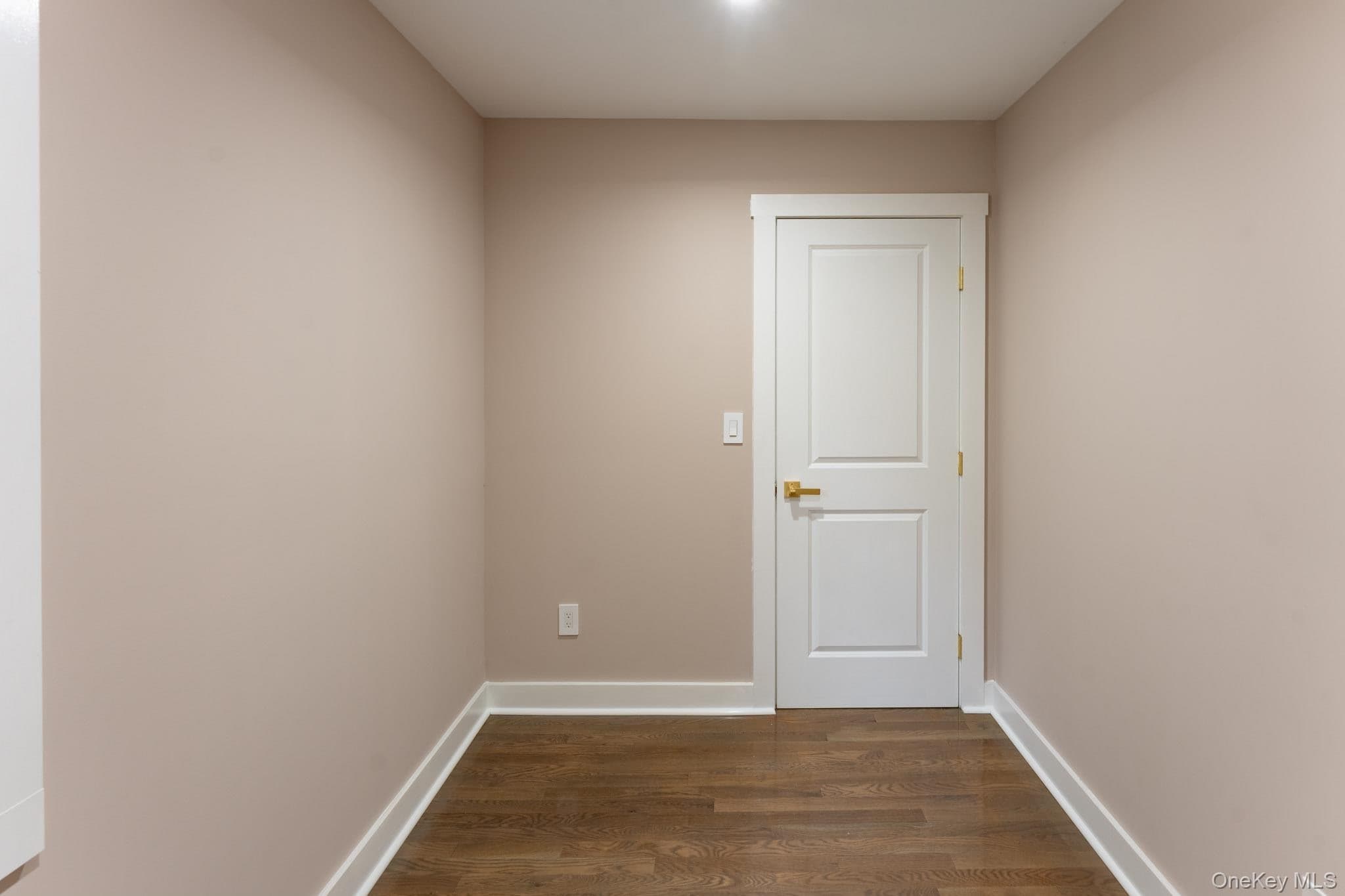 138 Myrtle Avenue thumbnail 9