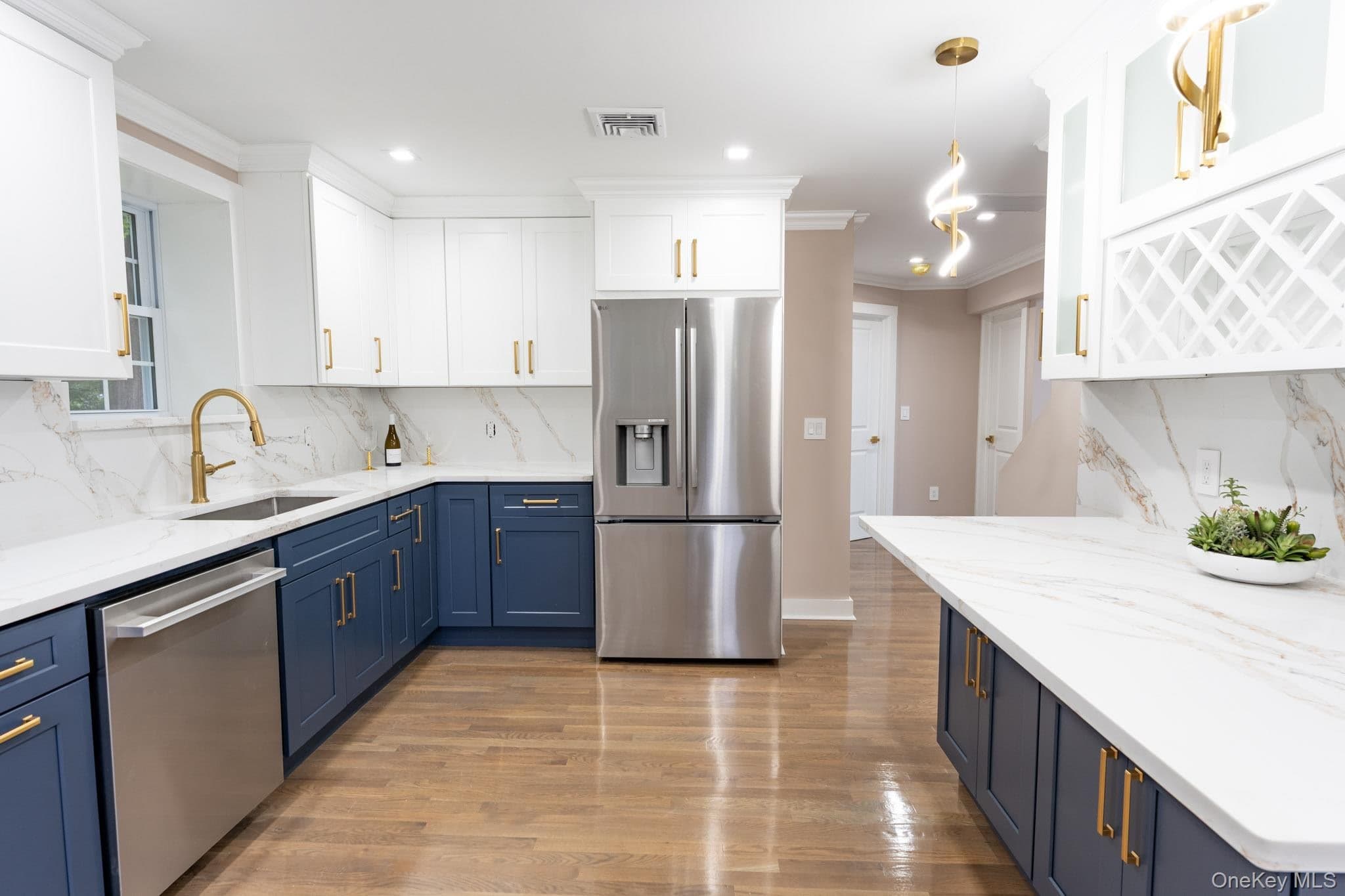 138 Myrtle Avenue thumbnail 22