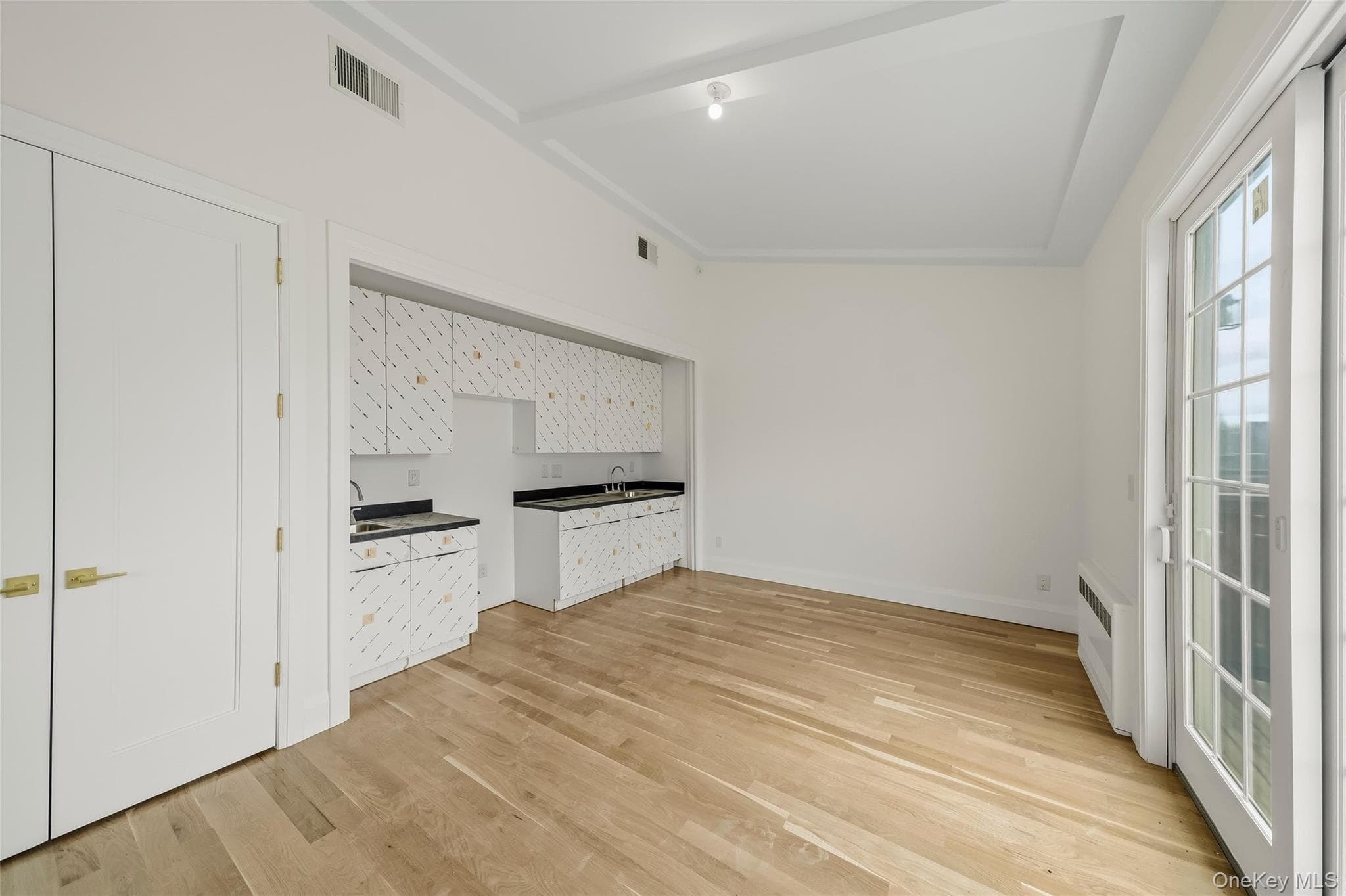 38 Van Arsdale Road thumbnail 23