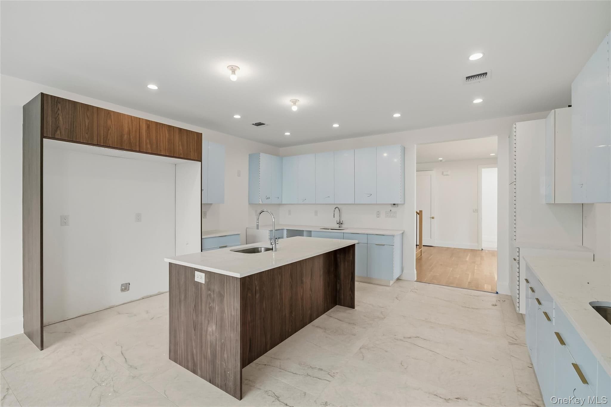 38 Van Arsdale Road thumbnail 18