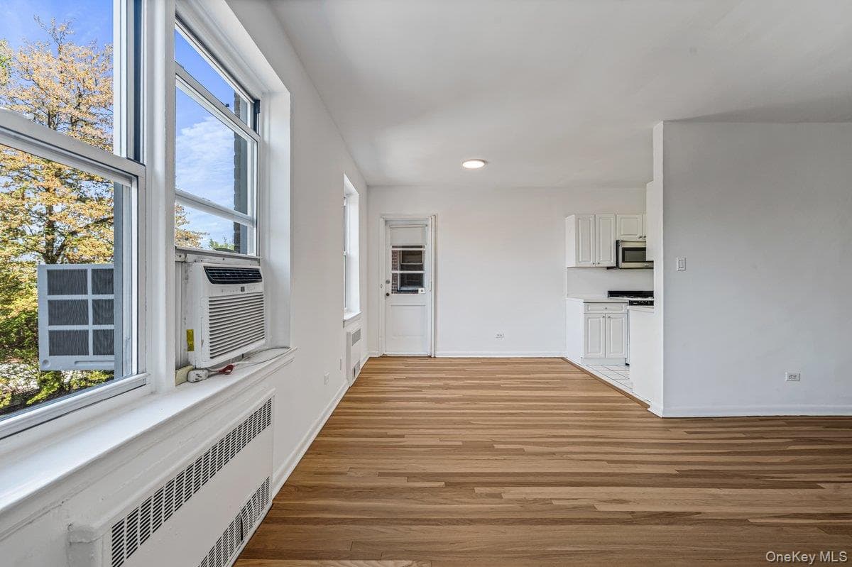 162-01 Powells Cove Boulevard Unit: 3N thumbnail 4