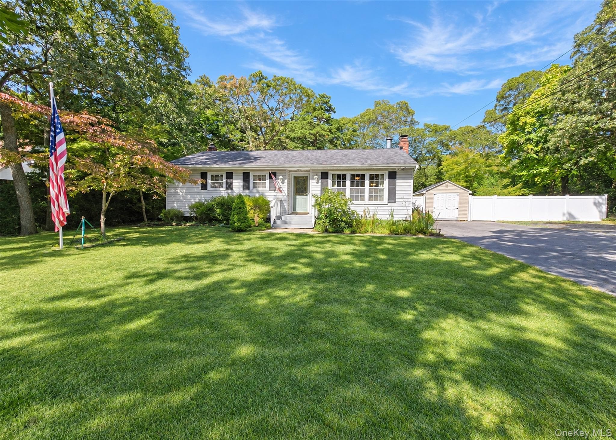 279 Hawkins Road, Selden